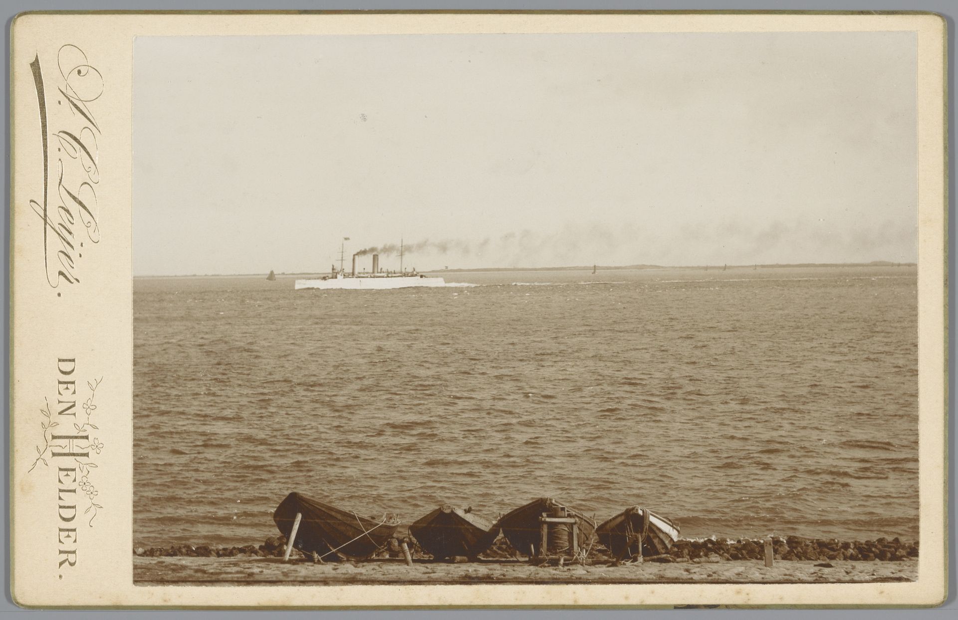 Marineschip Hr. Ms. Zeeland voor de kust van Den Helder by Anna Clasina Leijer
