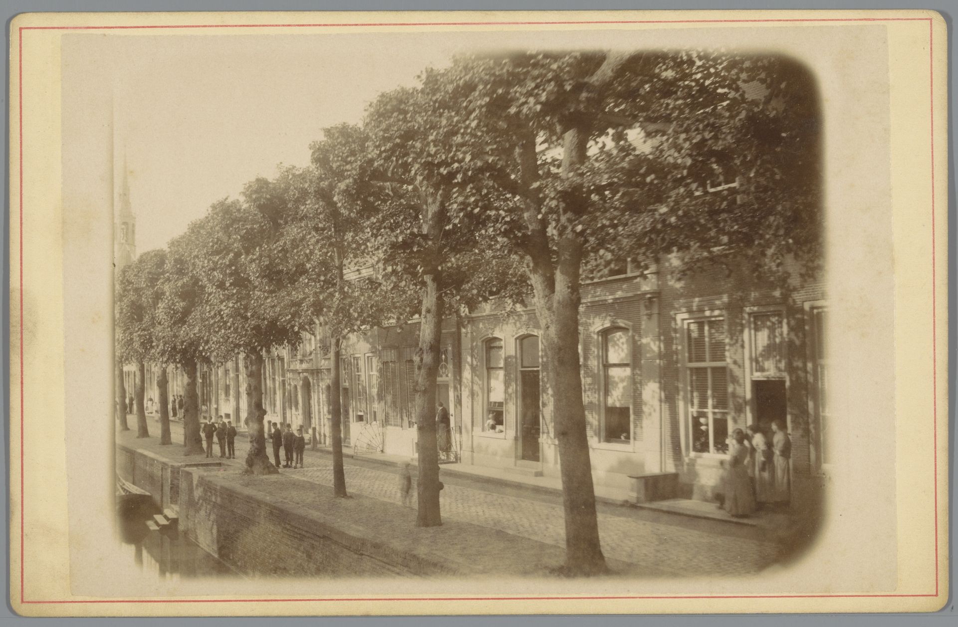 Huizen aan de Haven in Schoonhoven by Lodewijk Hendrikus Serré
