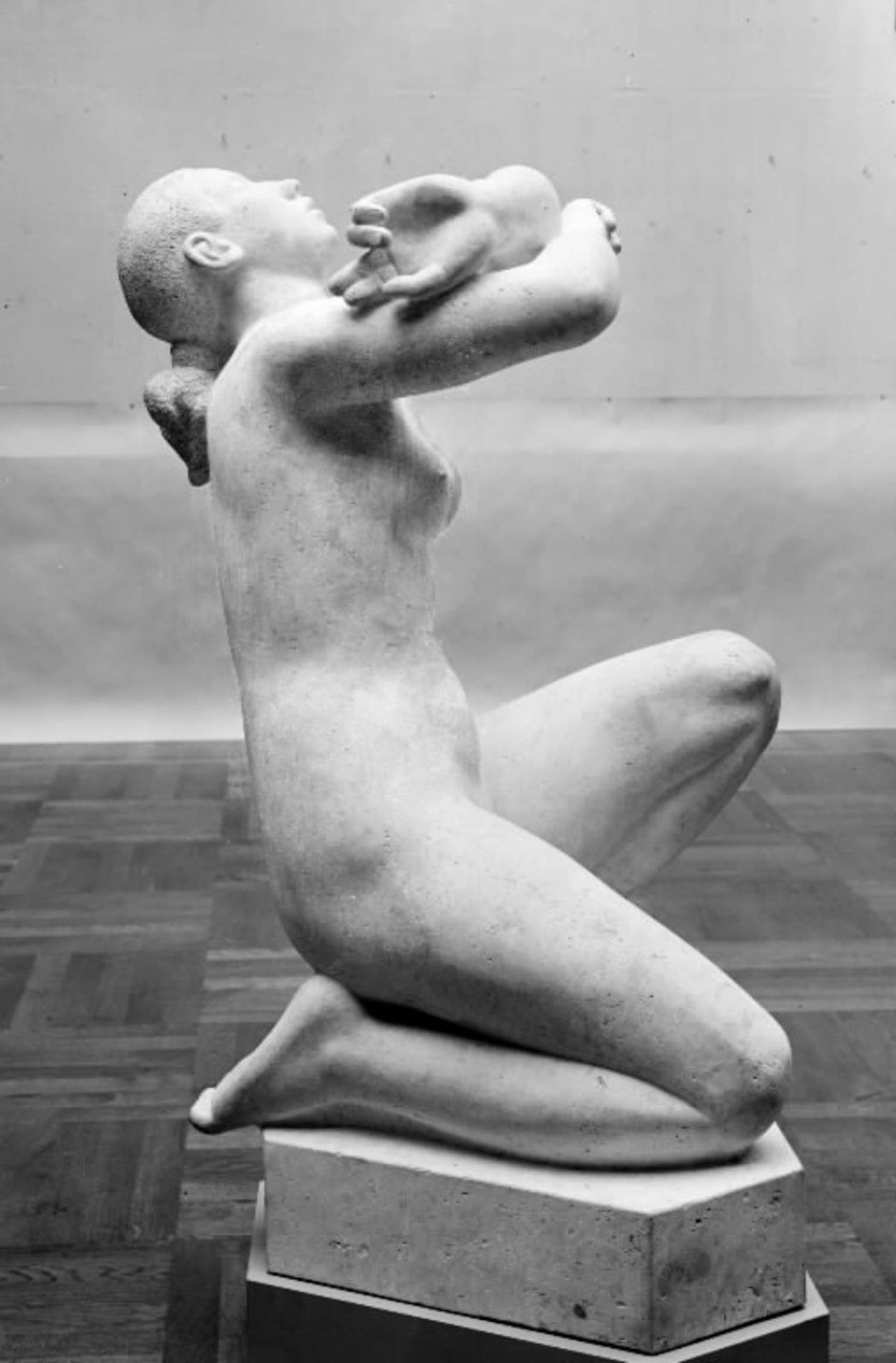 Yearning. Kneeling Female Nude by Svend Rathsack