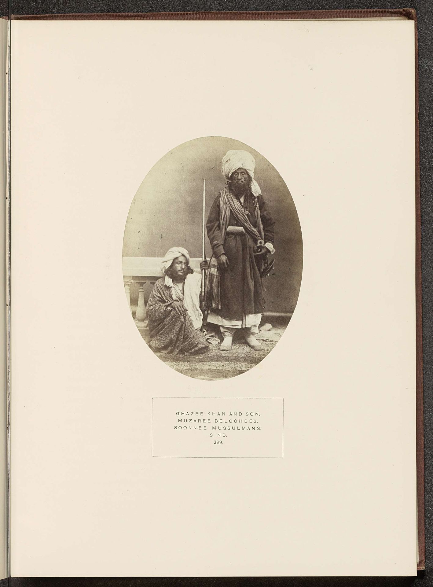 Portret van Ghazee Khan en zijn zoon by Henry Charles Baskerville Tanner