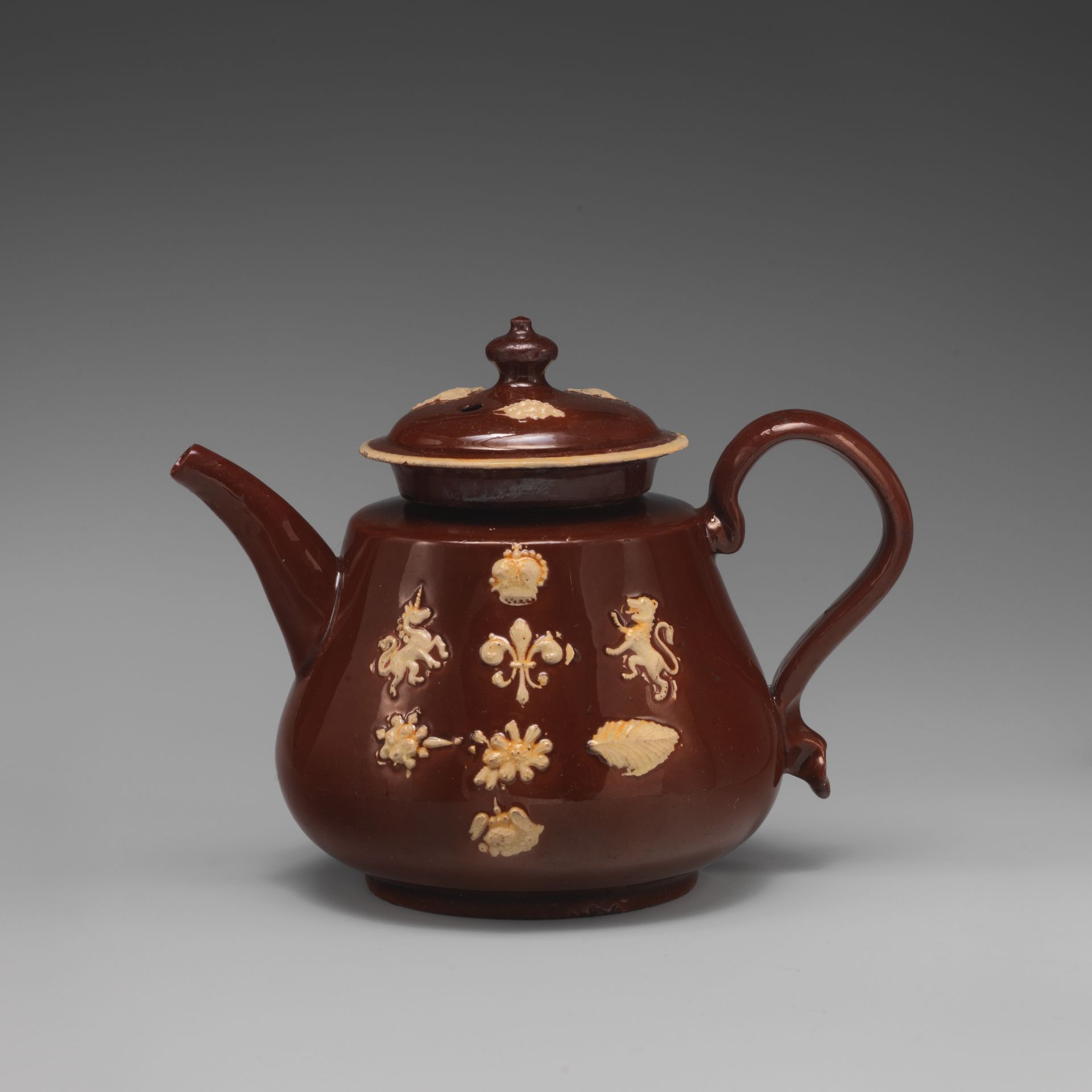 Teapot by John Astbury