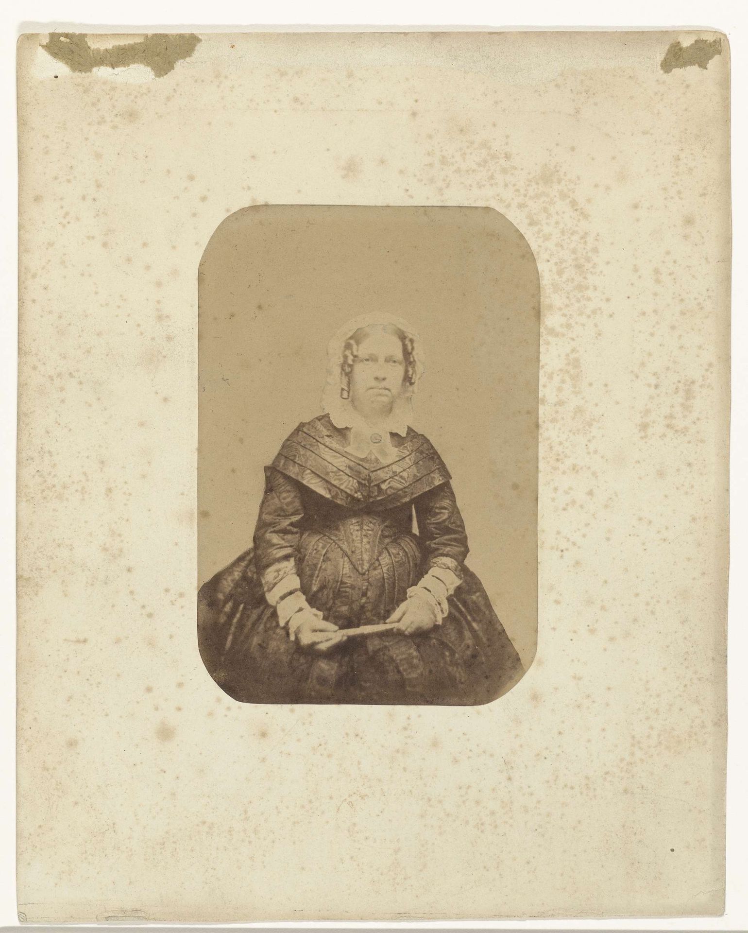 Portret van vermoedelijk Bodina Buma by Dirk van Lokhorst