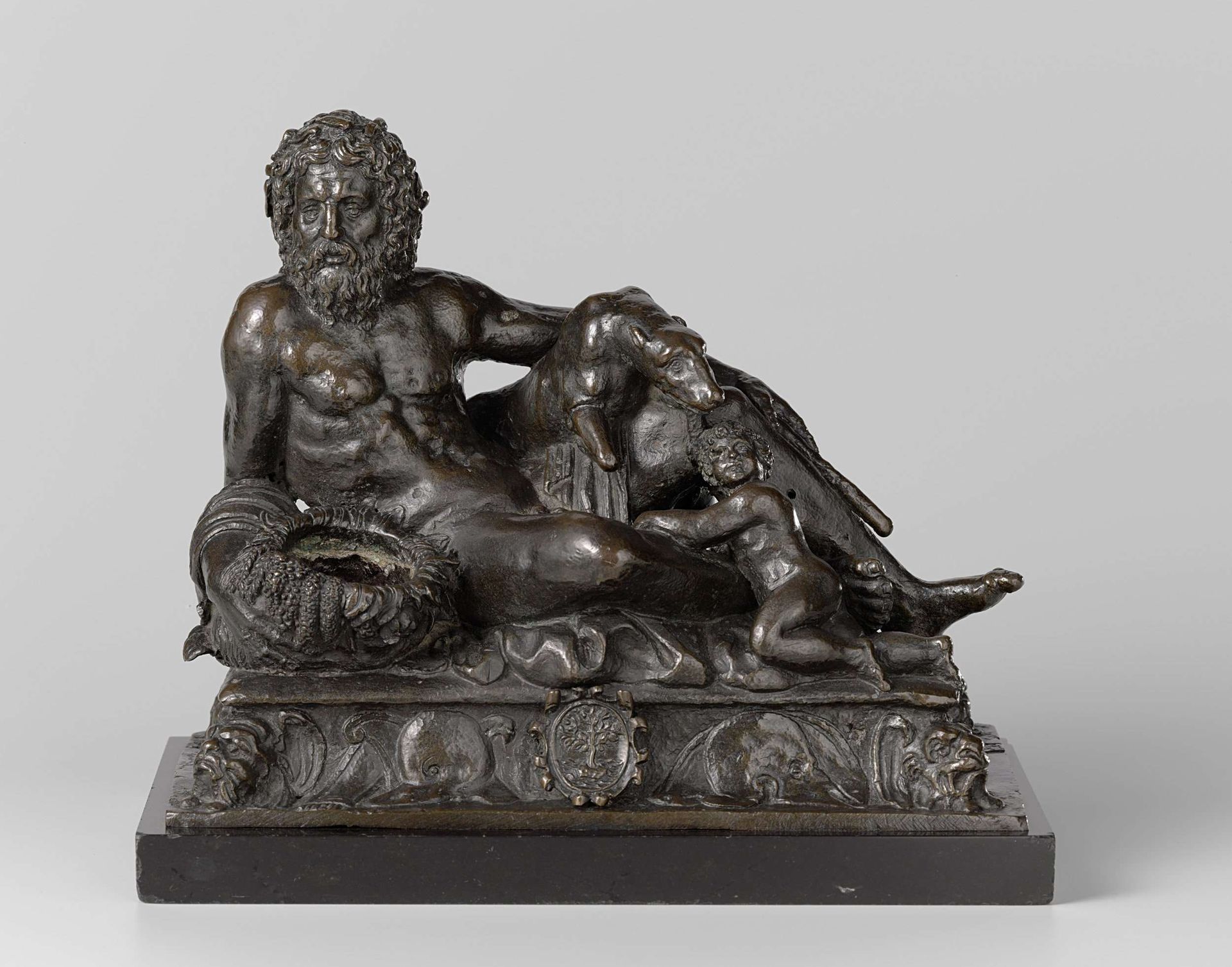 Inkwell with the Tiber, Romulus and Remus with the She-wolf, and the arms of the Della Rovere by Tiziano Minio