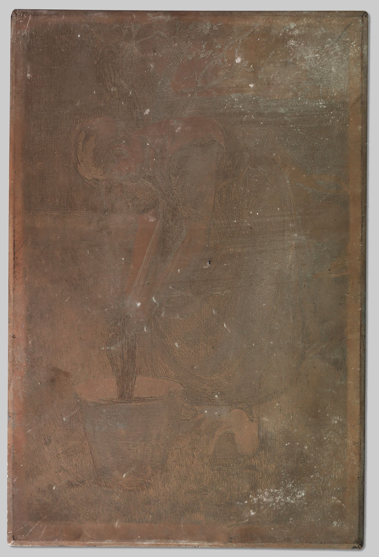 Staande vrouw bij wasemmer by Willem Witsen