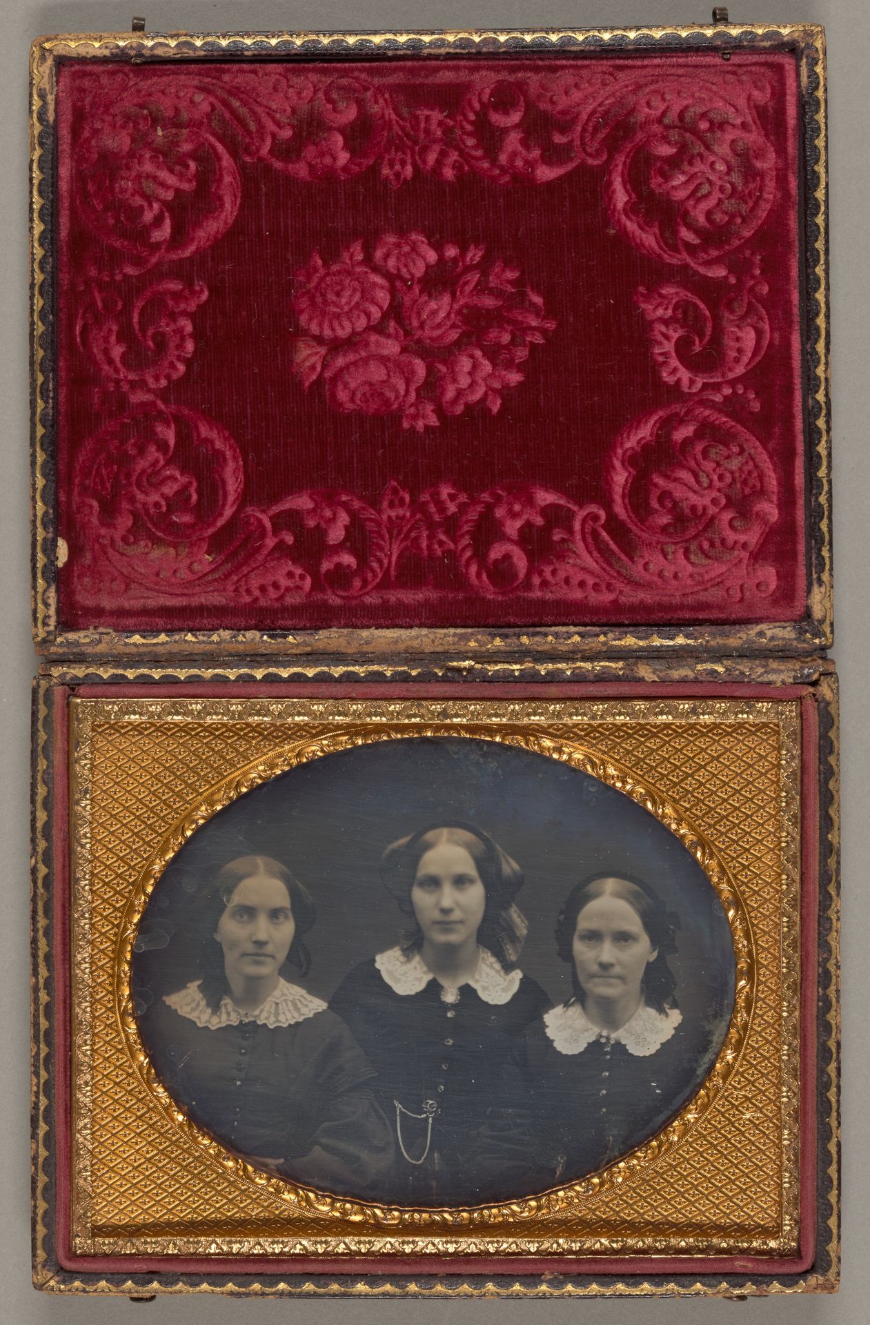 Mary Underwood, Olive Underwood and Susan Underwood by Anonymous