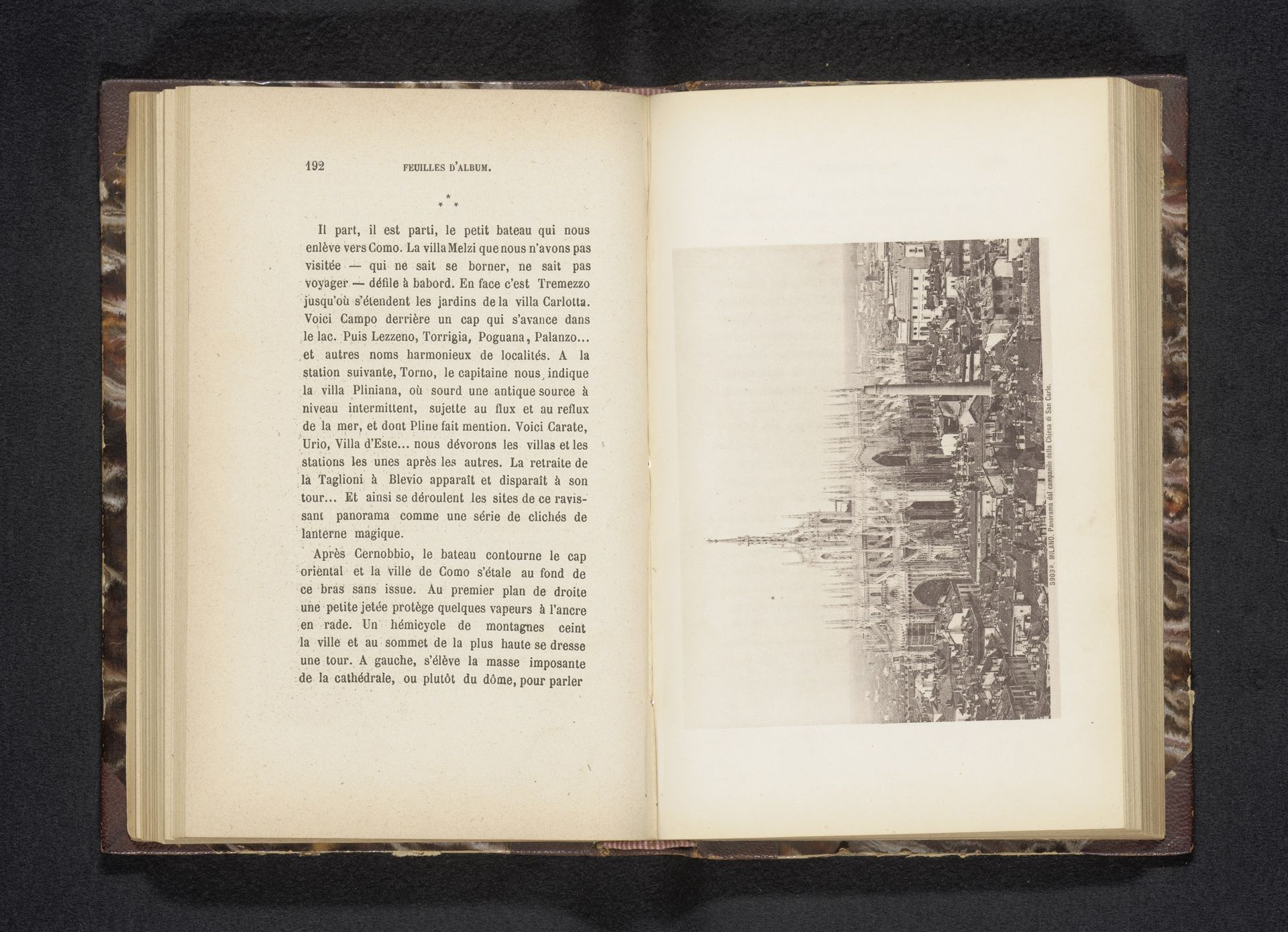 Gezicht op Milaan met de kathedraal by Anonymous