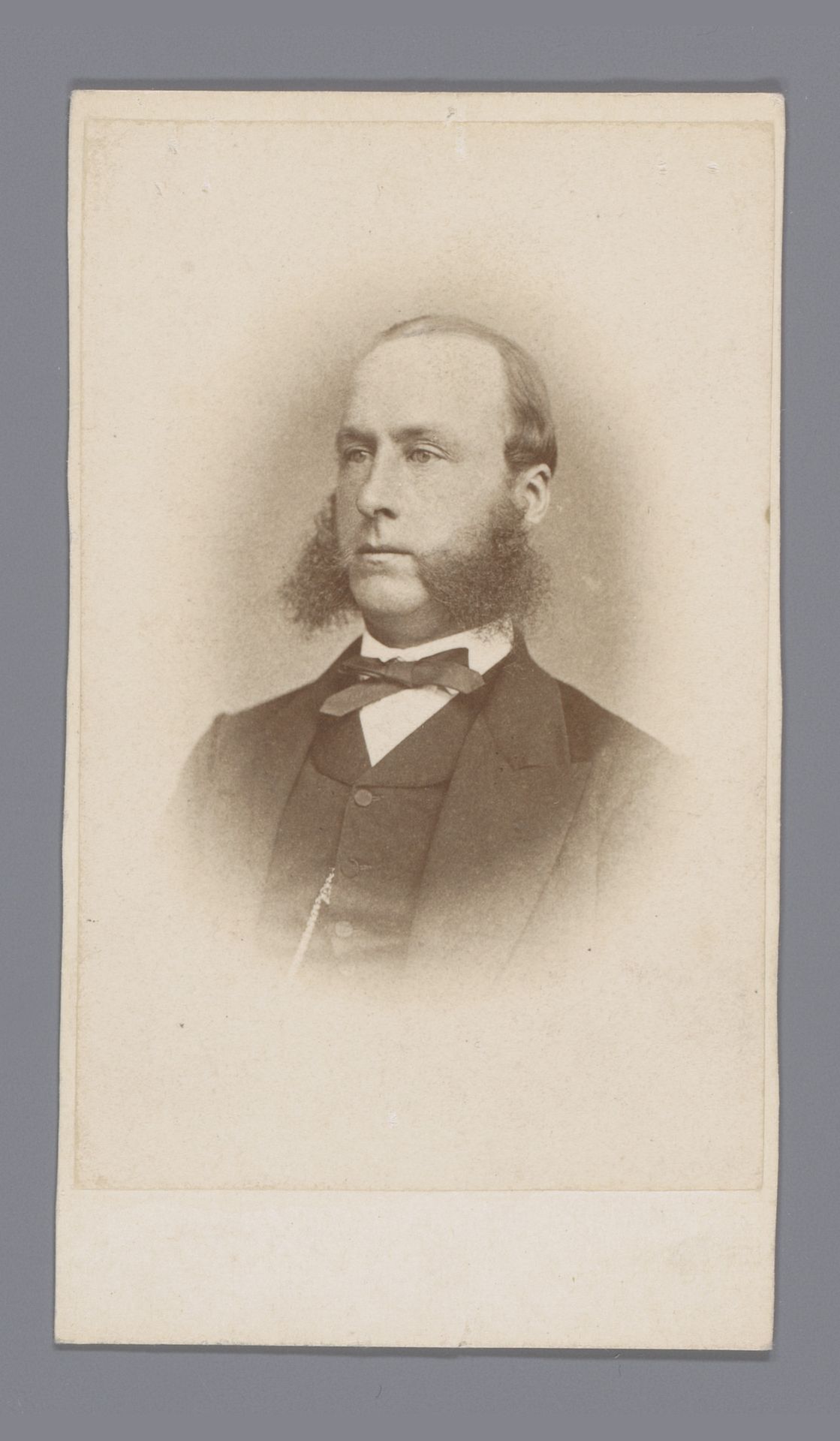 Portret van een onbekende man by Eurenius & Quist