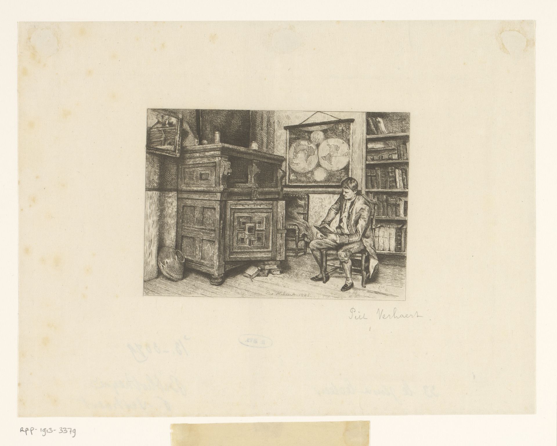 Interieur met lezende man gezeten voor een boekenkast by Piet Verhaert
