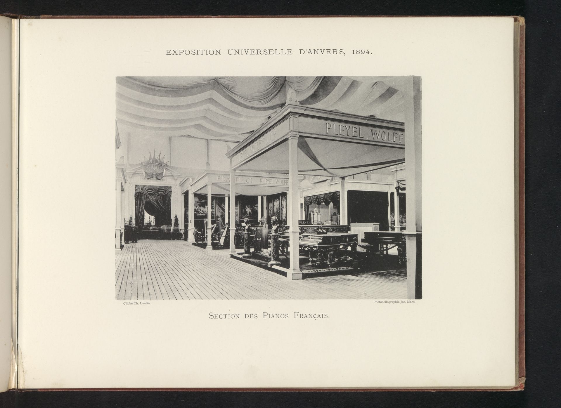 Expositie van Franse piano's tijdens de wereldtentoonstelling te Antwerpen by Th. Lantin