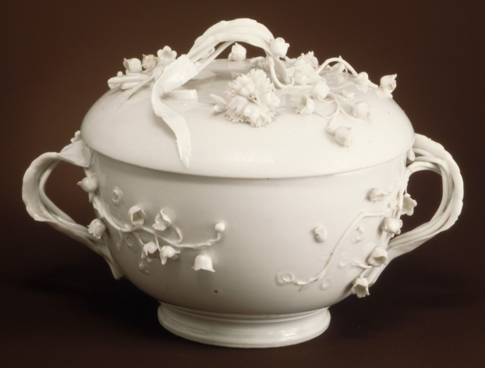 Porringer with cover (Écuelle) by Cozzi Manufactory