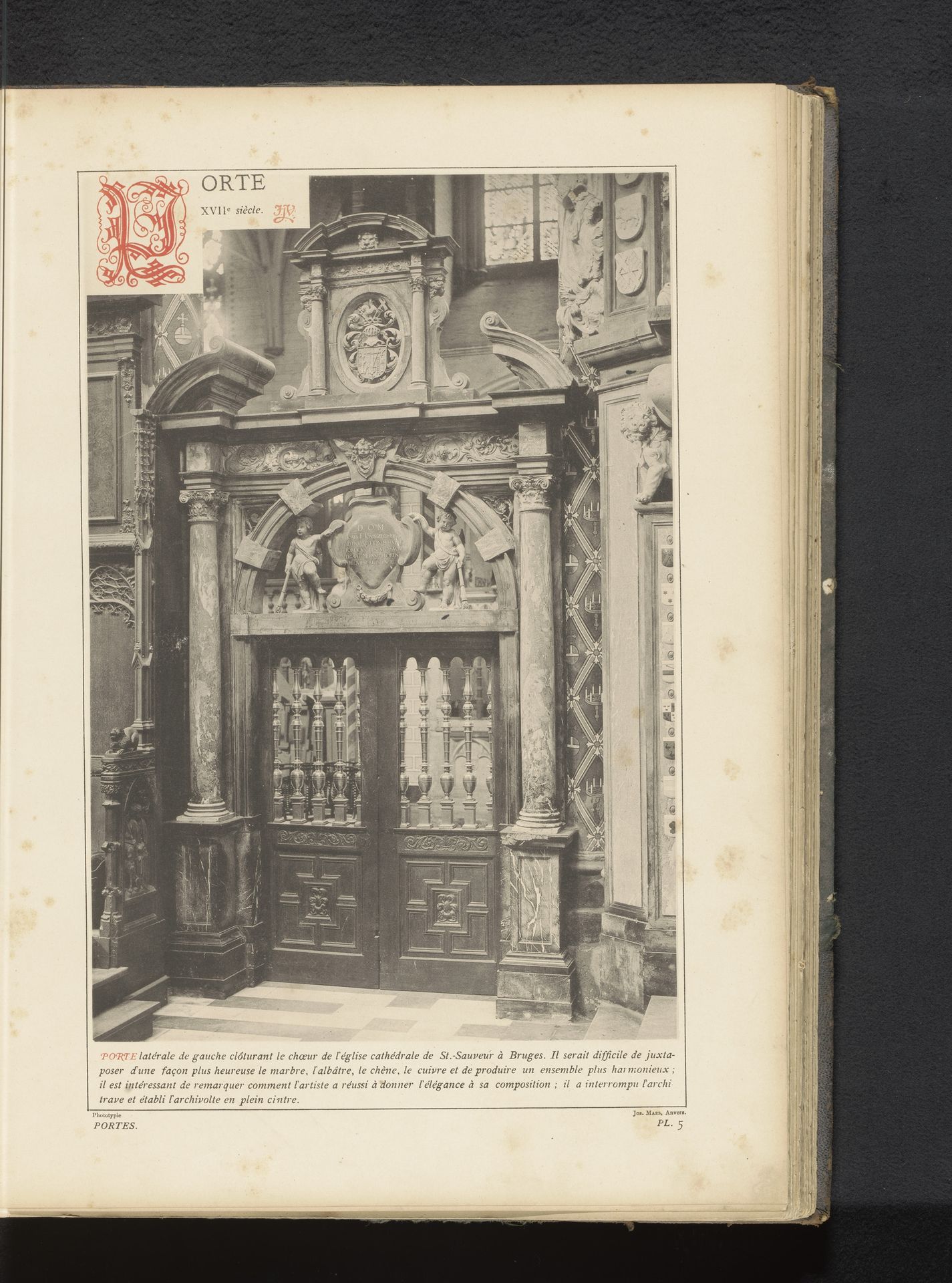 Deuren in een koorhek in de Sint-Salvatorskathedraal in Brugge, België by Anonymous