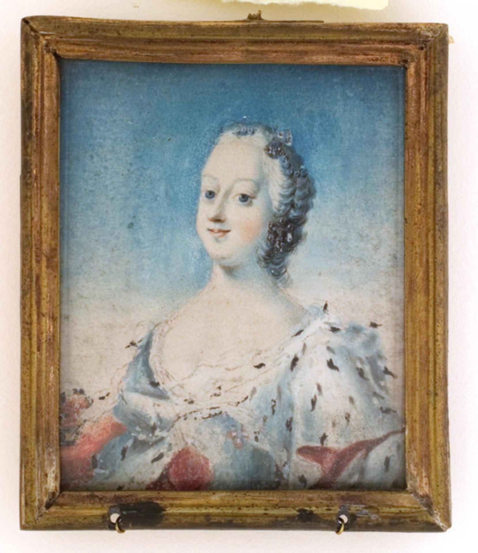 Portræt af Frederik V's dronning Louise by Andreas Thornborg
