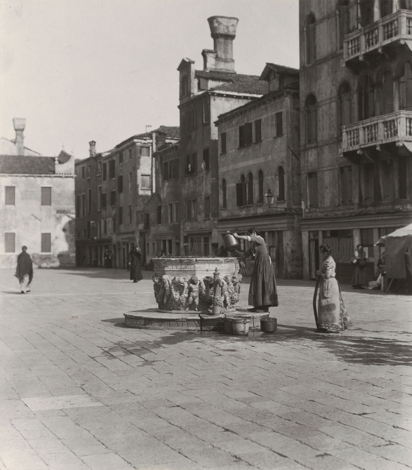 A Venetian Well by Alfred Stieglitz
