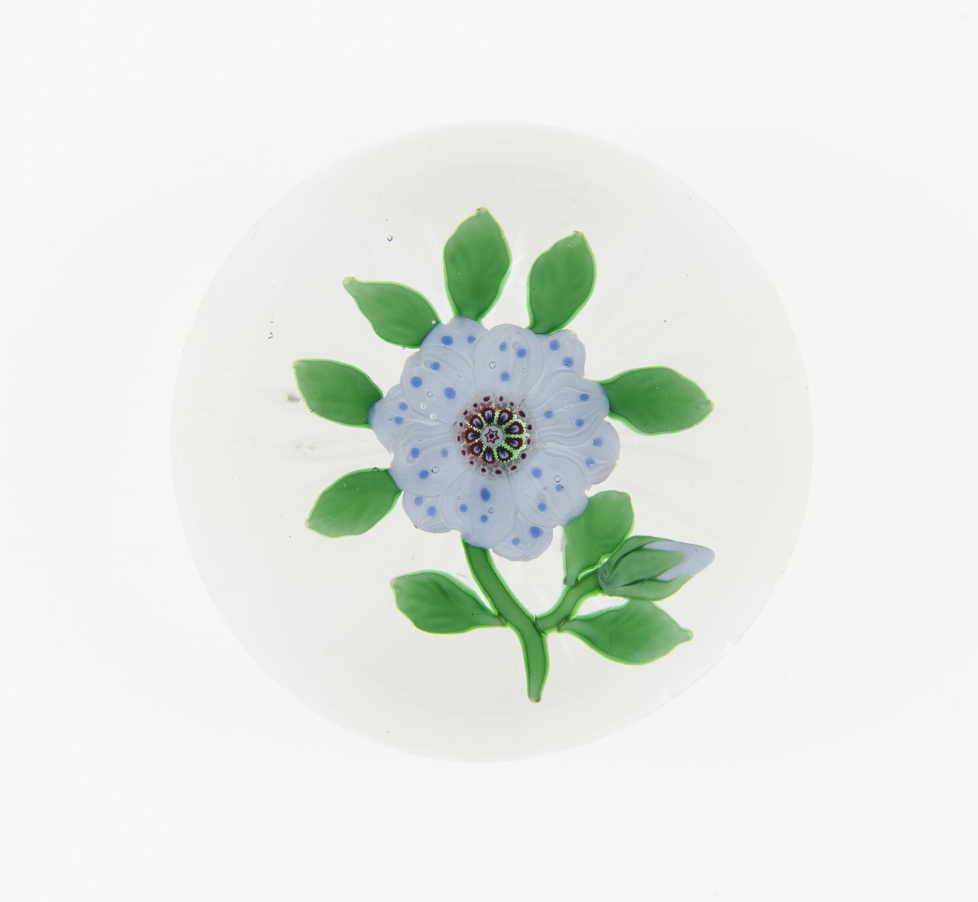 Paperweight by Baccarat Glassworks