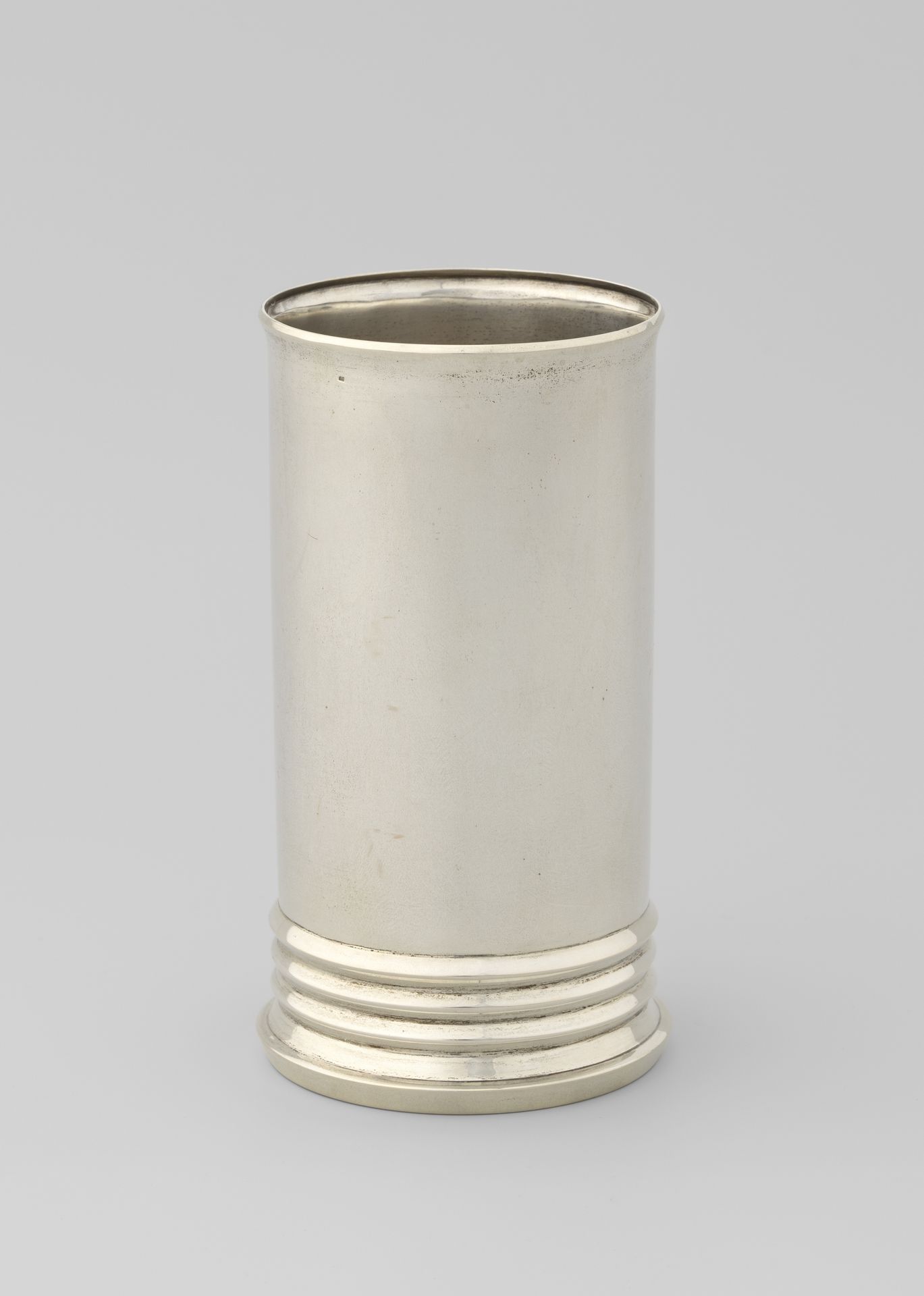 Beker by Carel Begeer