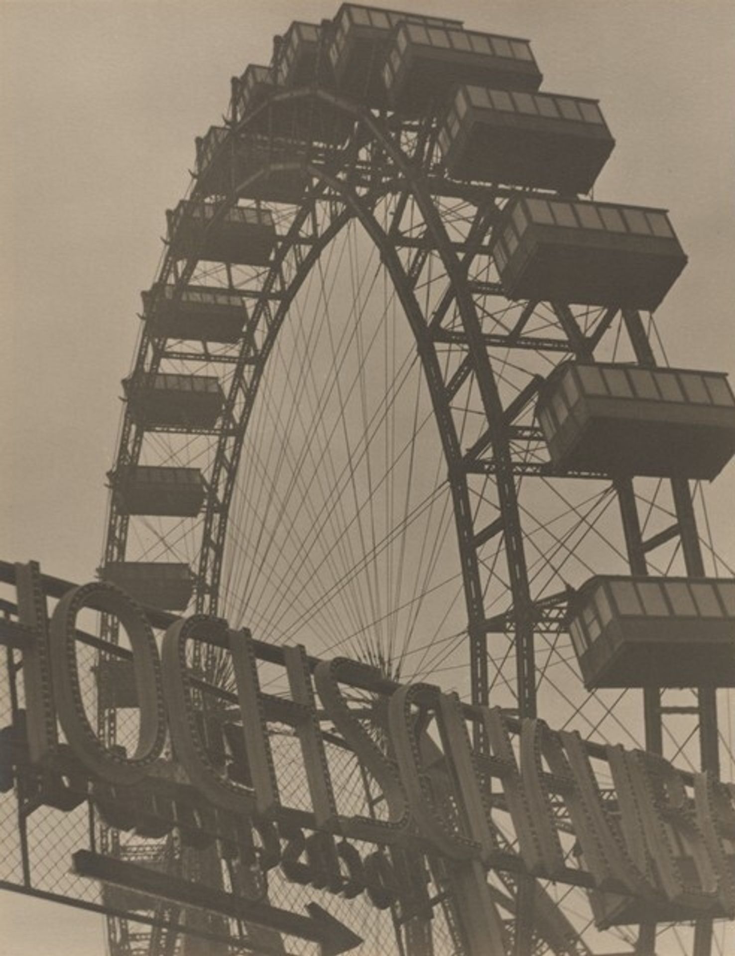 Riesenrad (Ferris Wheel) by Franz Weiser