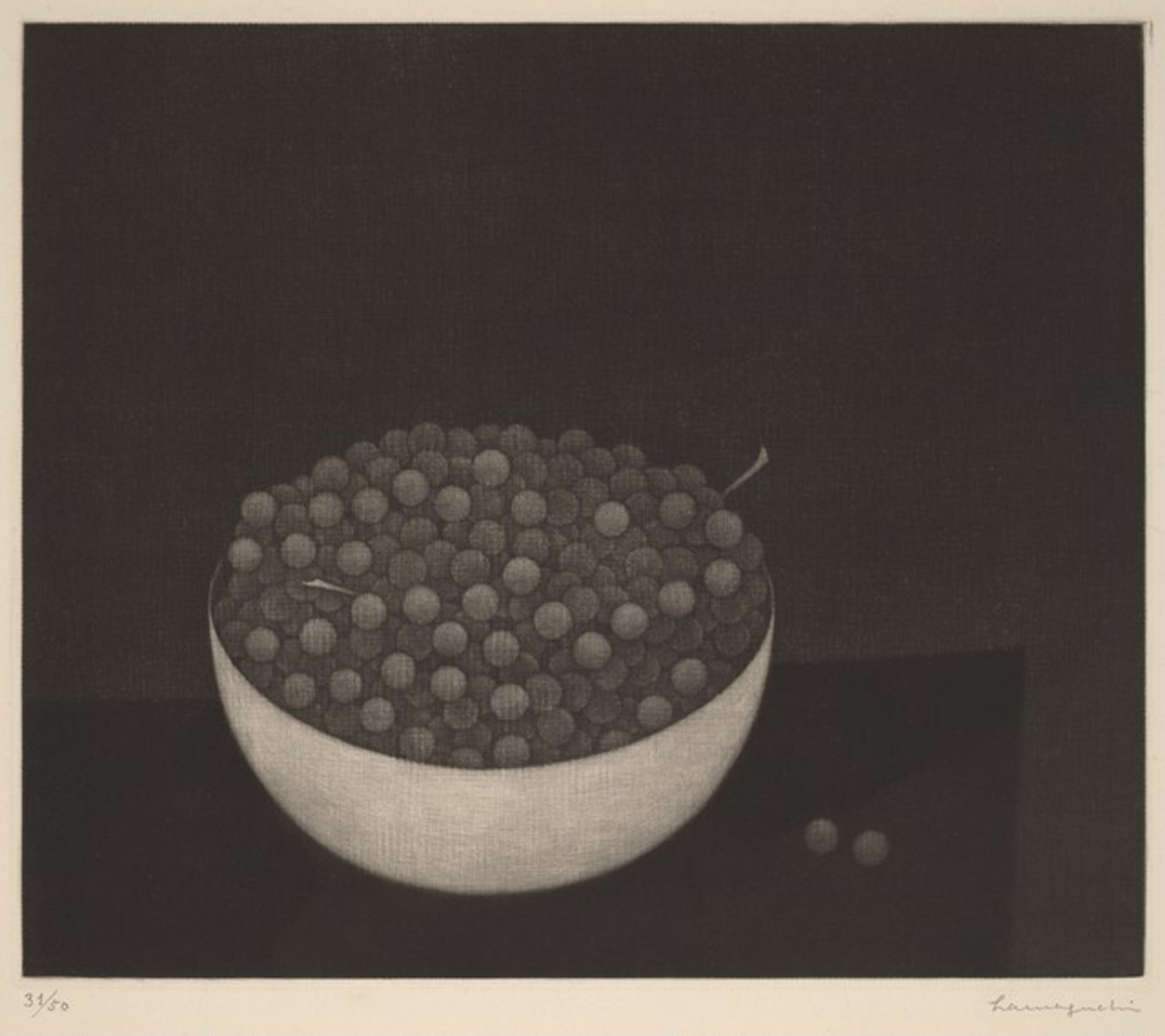 Bowl of Grapes (Coupe de raisins) by Yōzō Hamaguchi