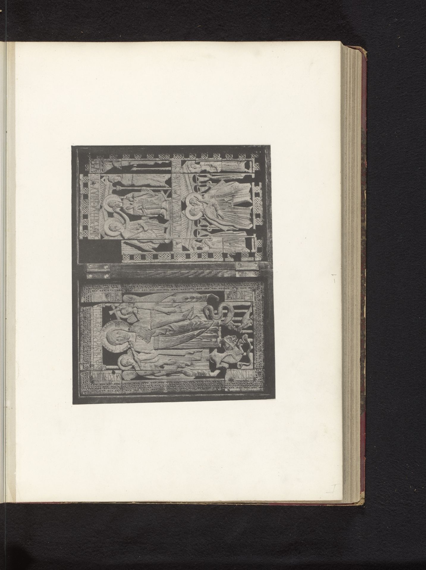 Tweeluik van ivoor met voorstellingen uit het Nieuwe Testament, uit de Sint-Martinskerk in Genoelselderen, opgesteld op een tentoonstelling over religieuze objecten uit de middeleeuwen en renaissance in 1864 in Mechelen by Joseph Maes