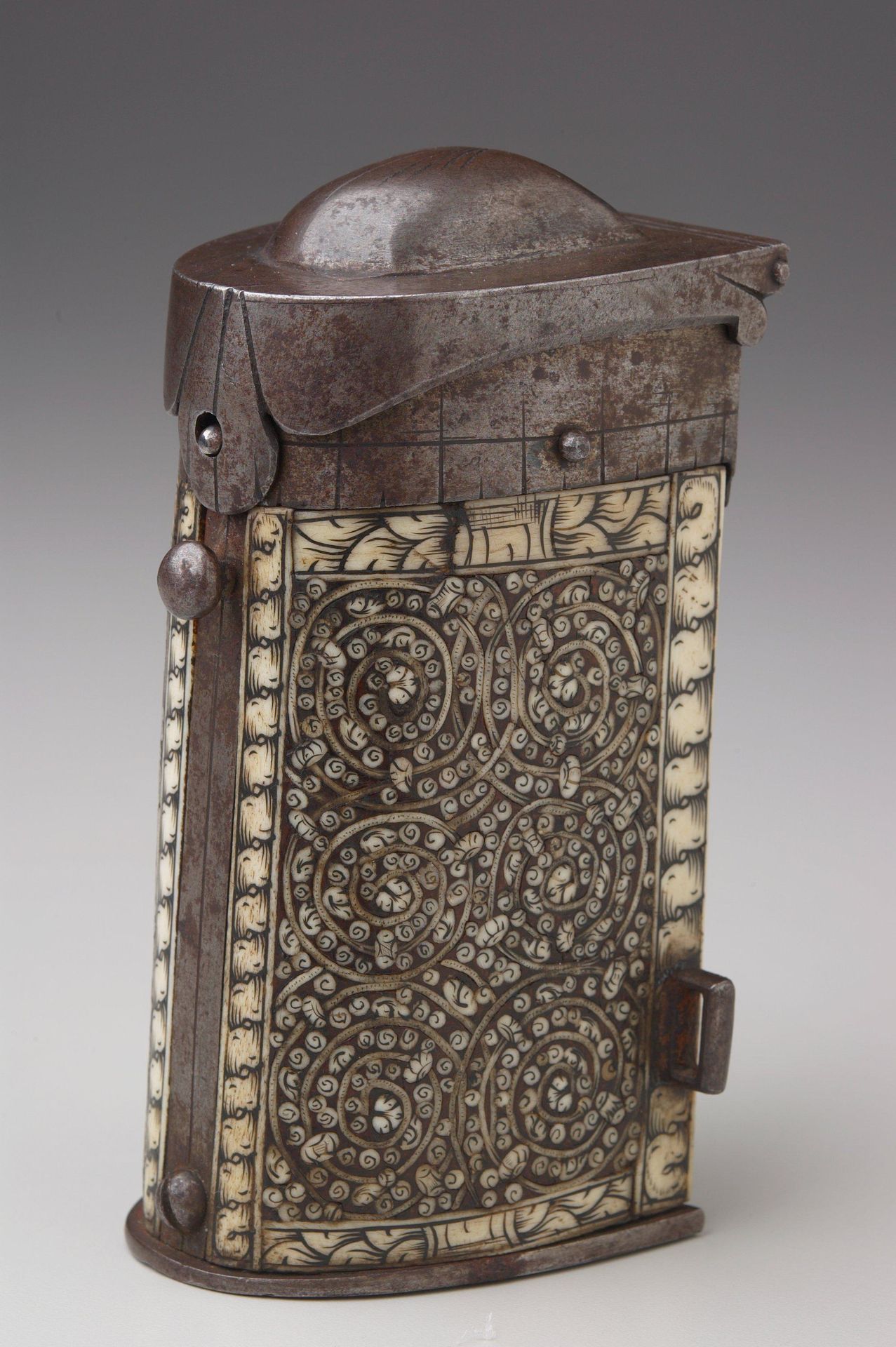 Patron (cartridge box) by Anonymous