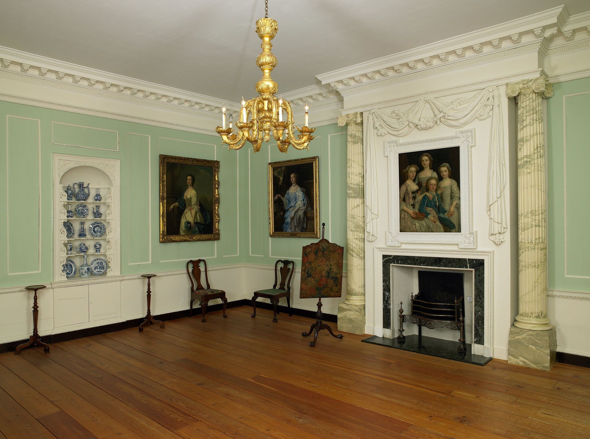 Georgian drawing room by Anonymous