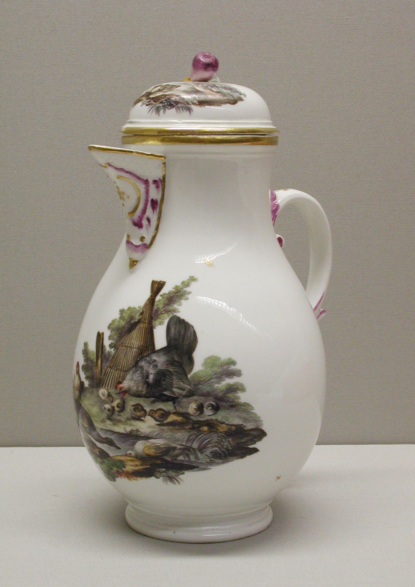 Hot milk jug by Höchst Manufactory