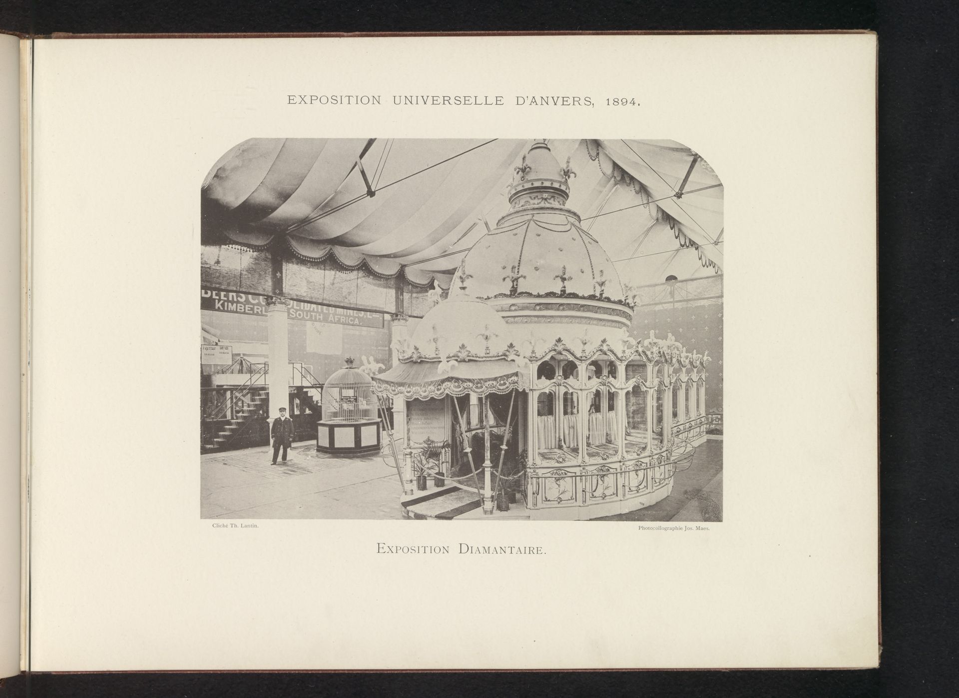 Expositie van diamanten tijdens de wereldtentoonstelling te Antwerpen by Th. Lantin