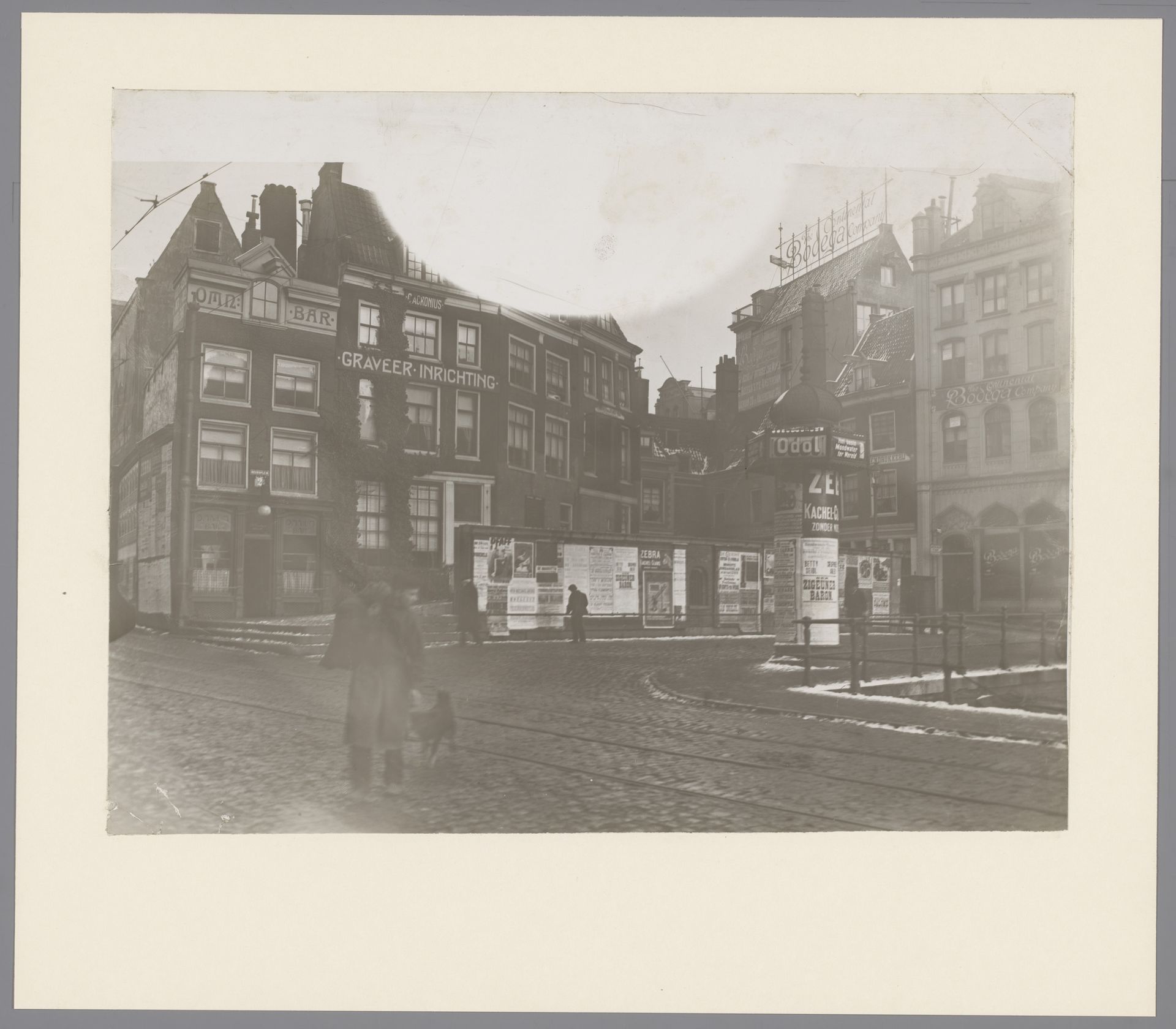 Beurspleintje te Amsterdam by George Hendrik Breitner
