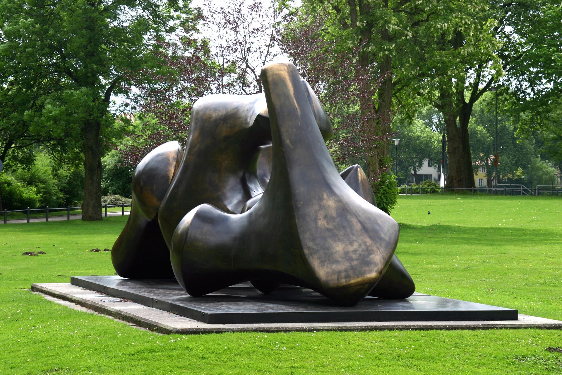 Large Vertebrae (Wirbel) by Henry Moore