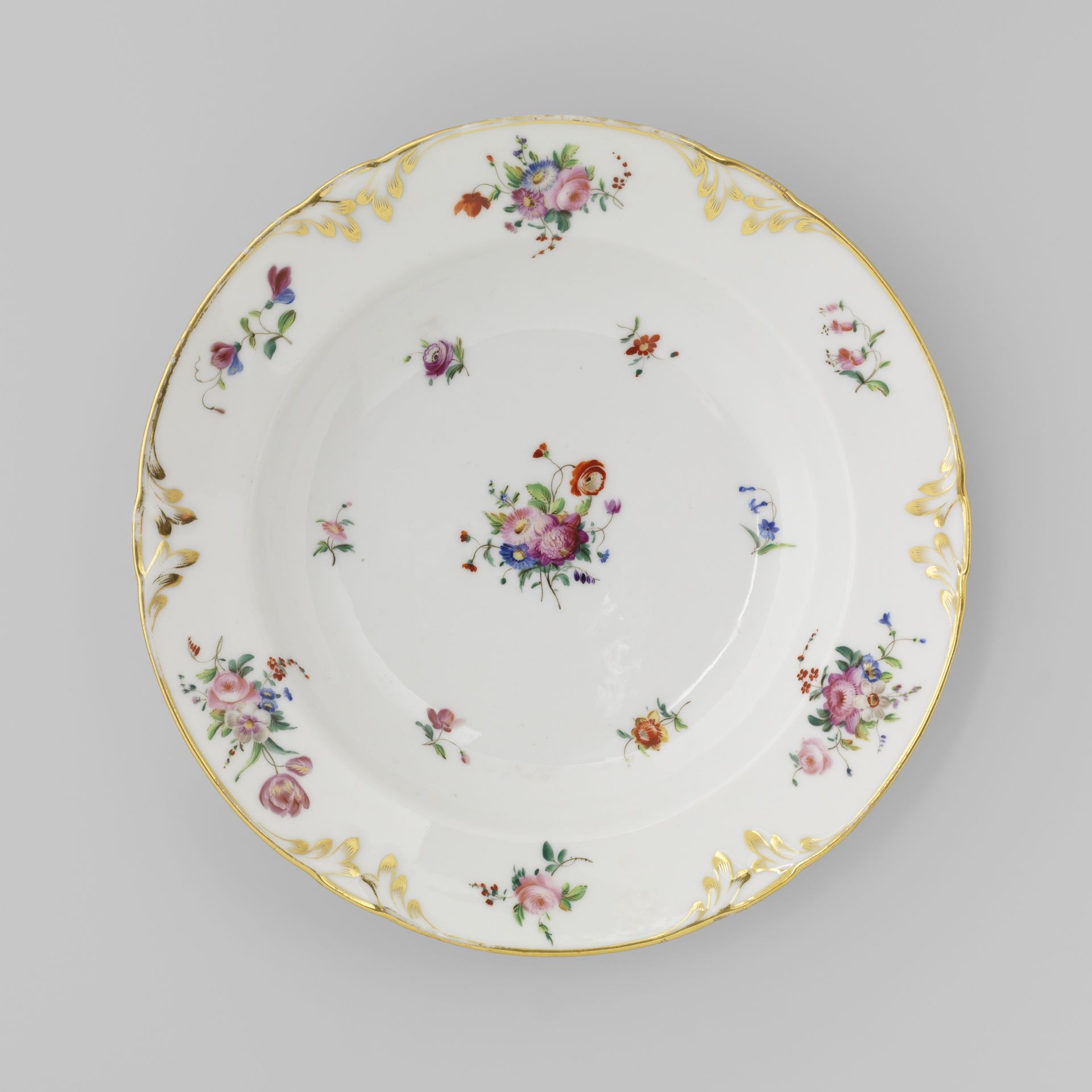 Plate with bouquets and flower sprays by Fabriek Dominique Denuelle