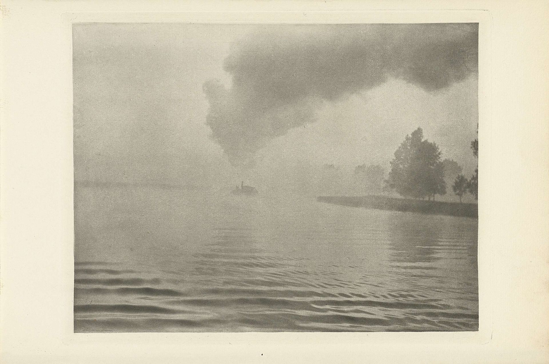 Rivierlandschap in de mist by Peter Henry Emerson