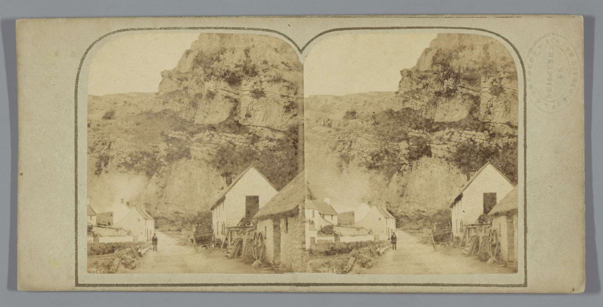 Straat in Cheddar, Engeland by Anonymous