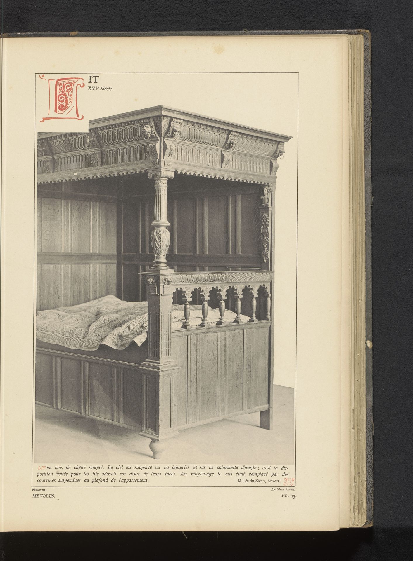 Eikenhouten bed by Anonymous