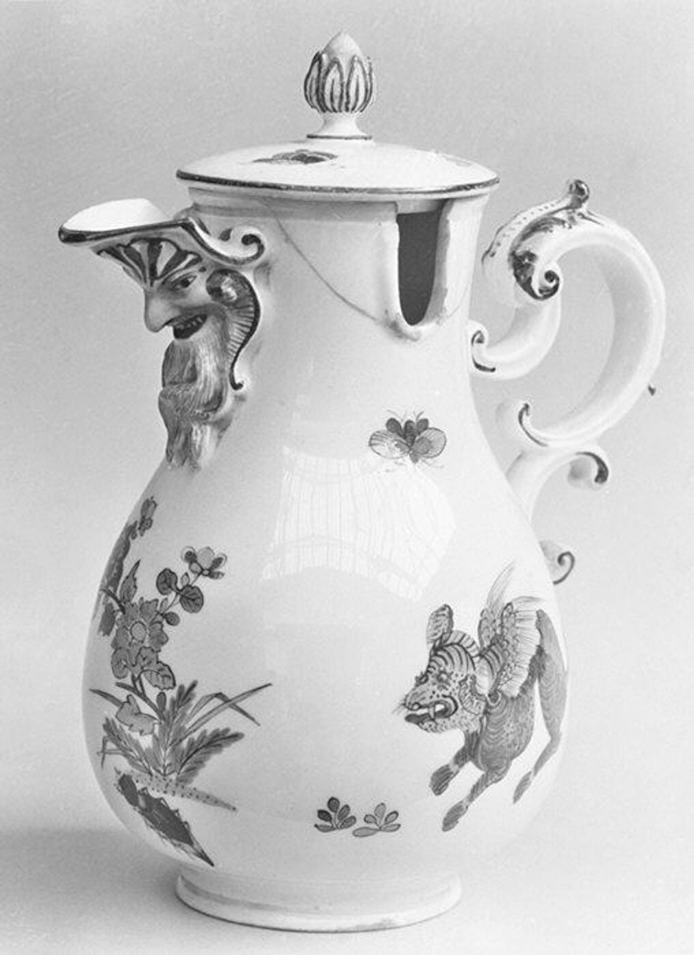 Hot milk pot by Meissen Manufactory