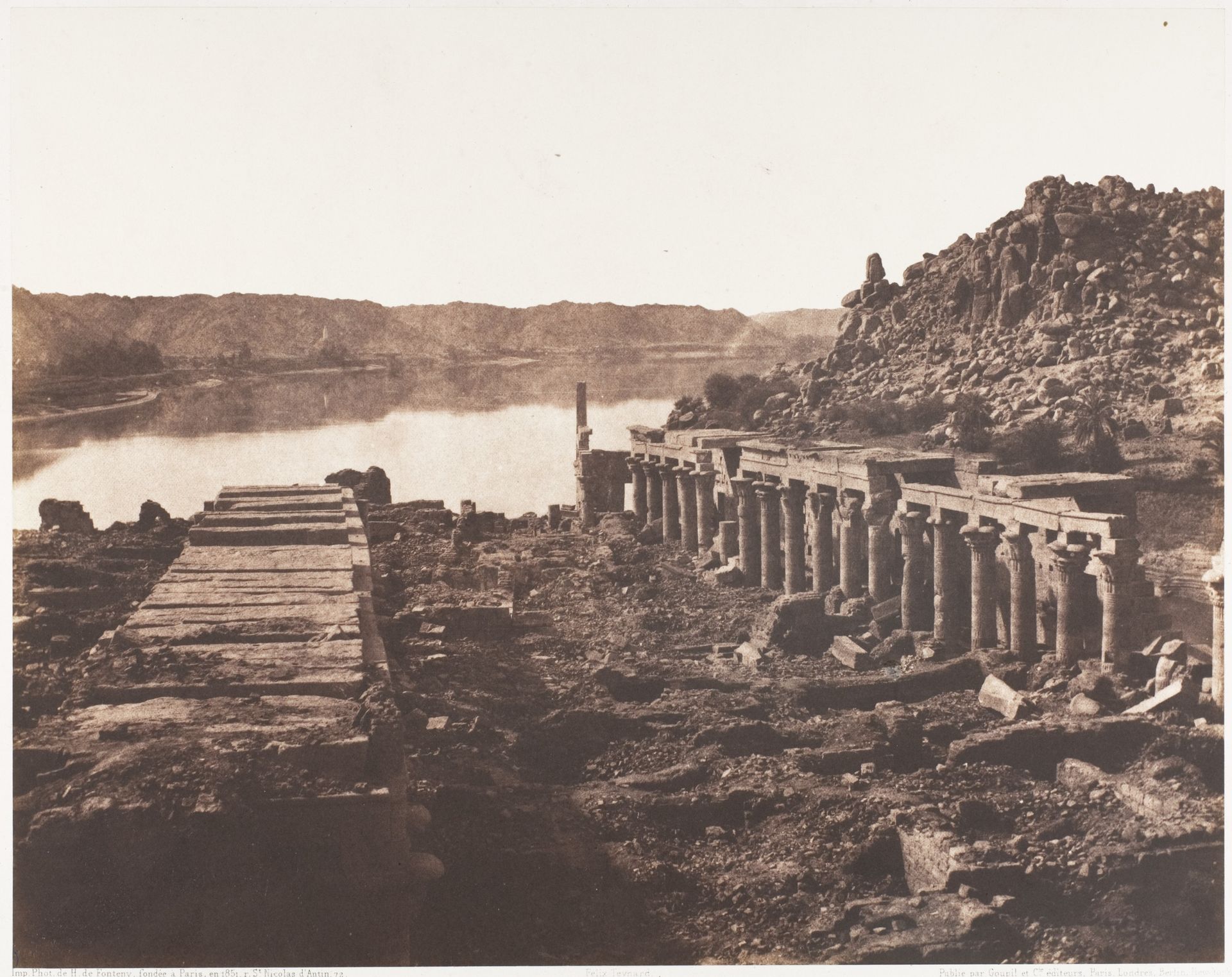 Ile de Fîleh (Philæ), Vue Génèrale Prise du Point I, Sur La Plateforme du Pylône by Félix Teynard