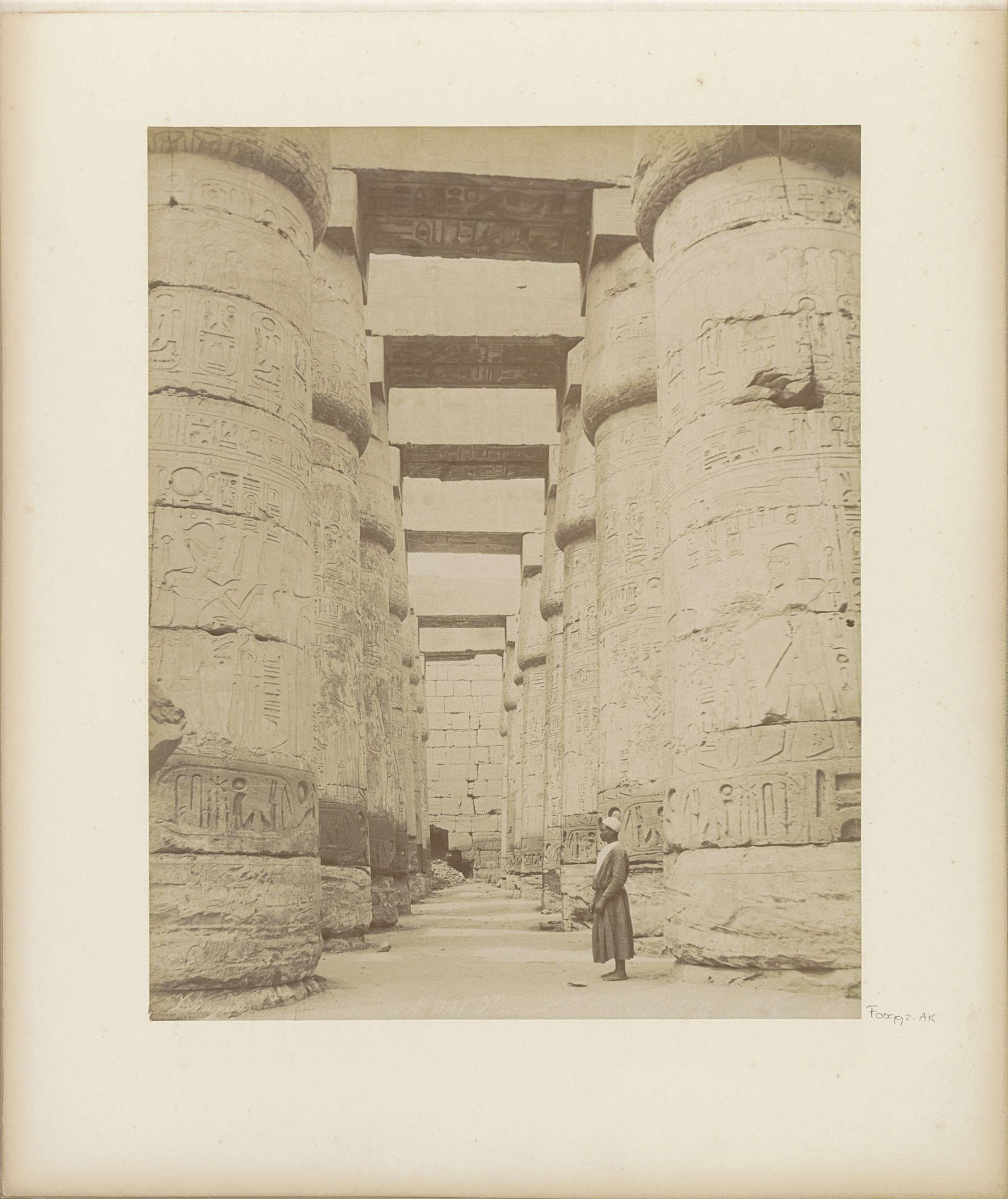 Tempel van Karnak, Thebe (Luxor) by C. & G. Zangaki