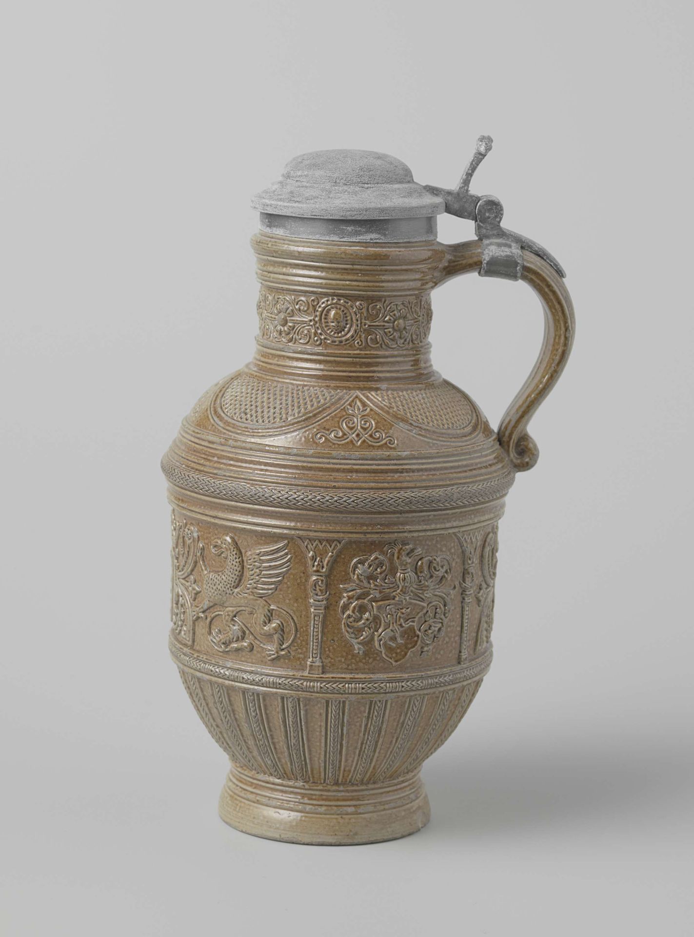 Jug with the coat of arms of Amsterdam and Saxony by Hubert Schiffer