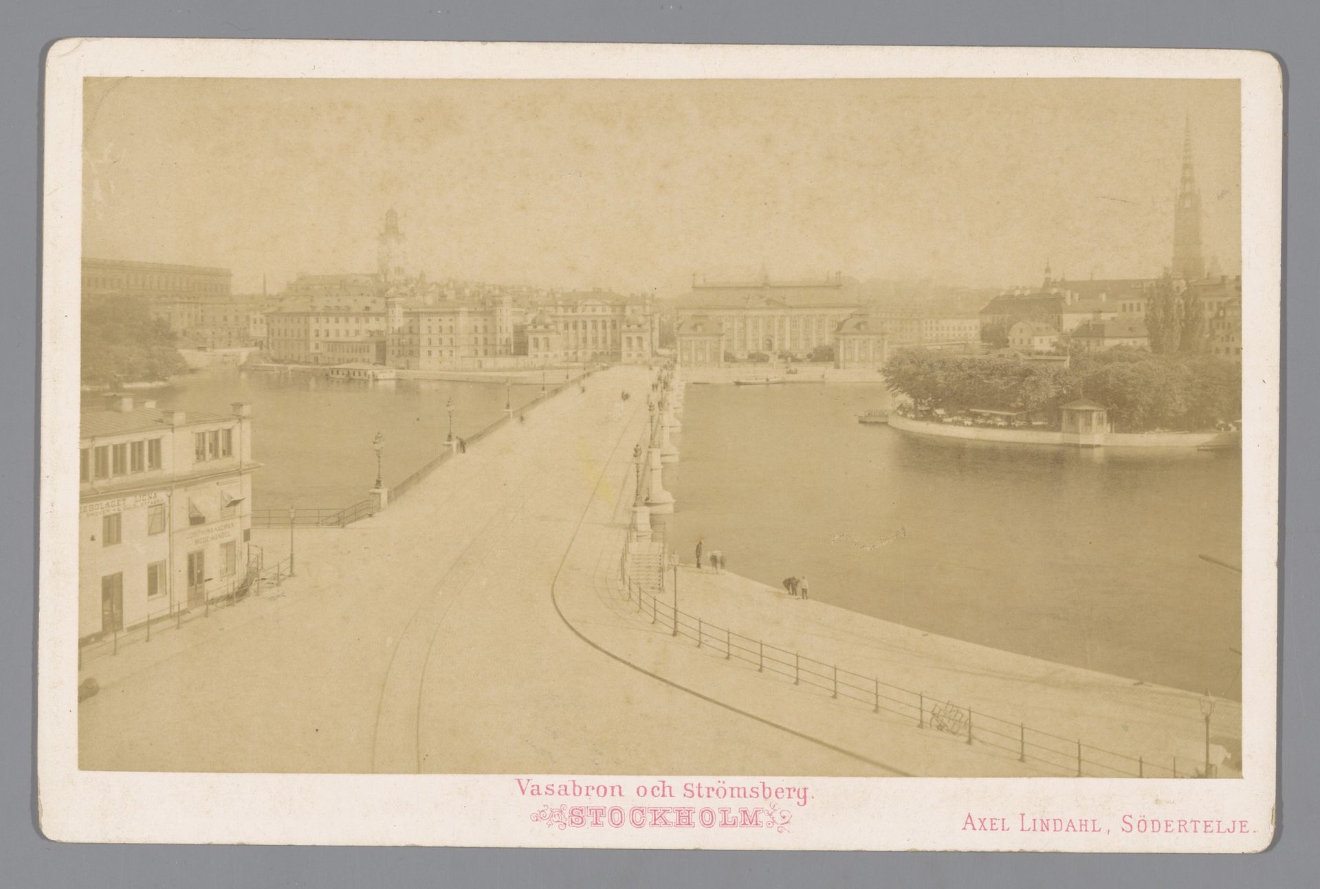 Gezicht op Stockholm met de Vasabron en het Strömsborg by Axel Lindahl