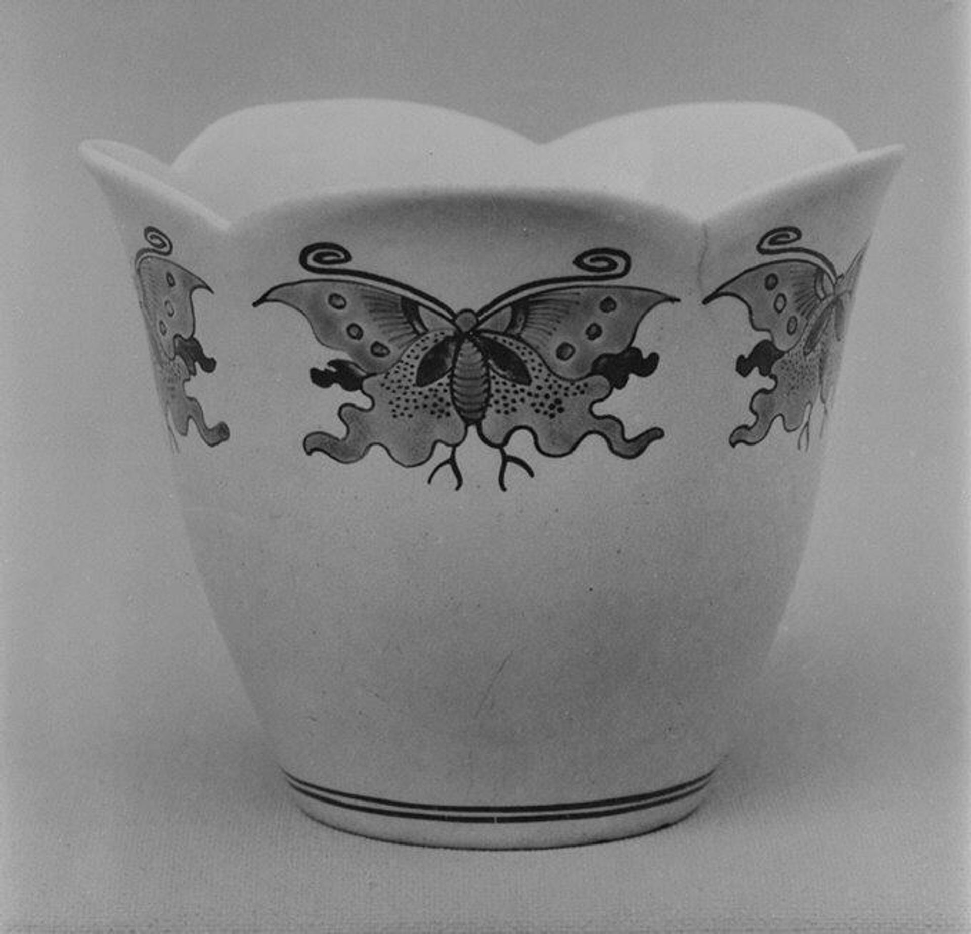 Beaker by Chantilly