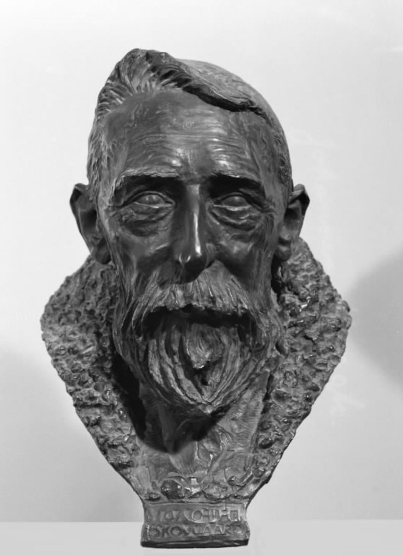 Maleren og billedhuggeren Joakim Skovgaard by Johannes Kragh
