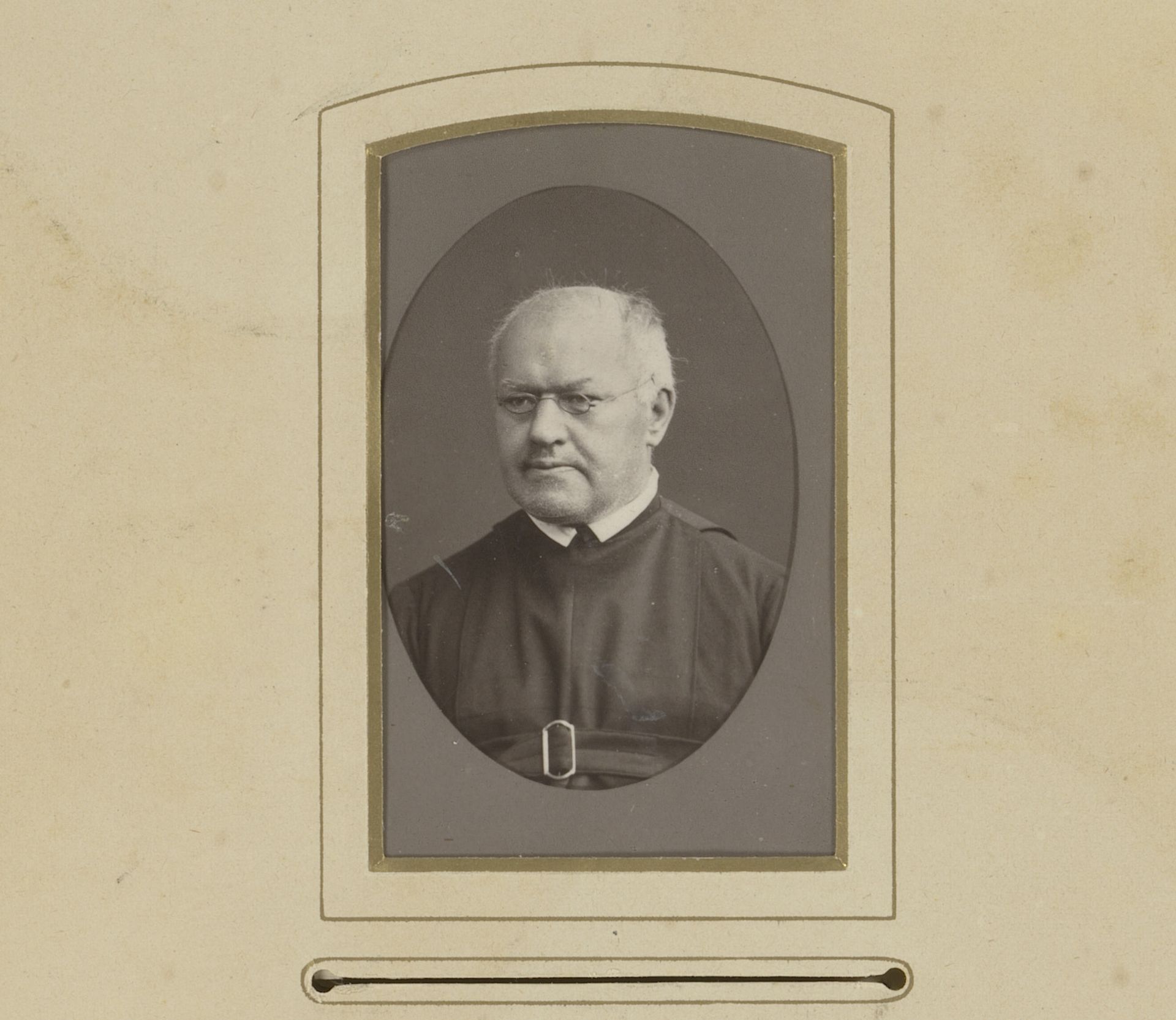 Portret van een geestelijke by Beernaert Frères