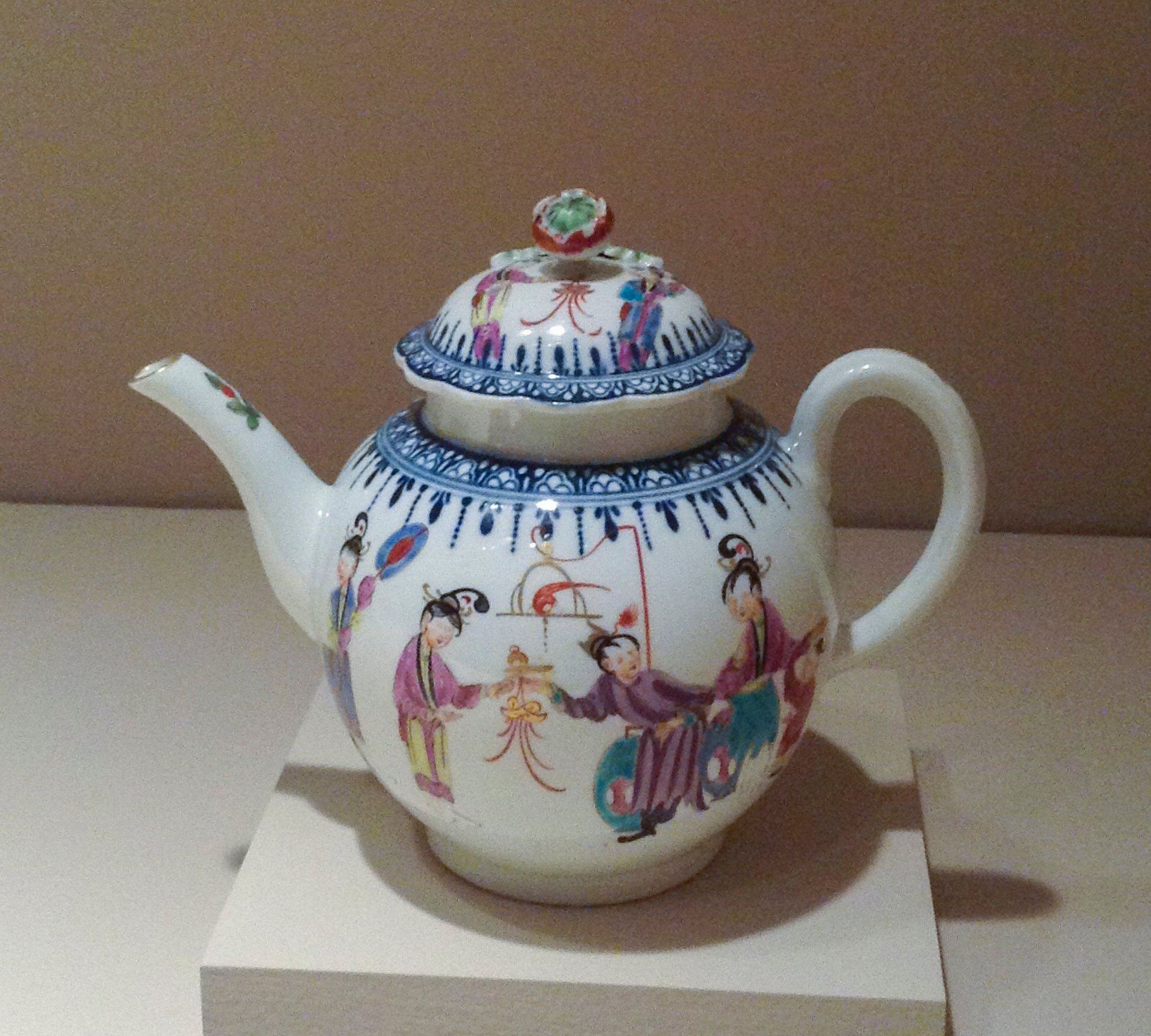 Teapot by Worcester Porcelain Works (a.k.a. Royal Worcester Porcelain Company)