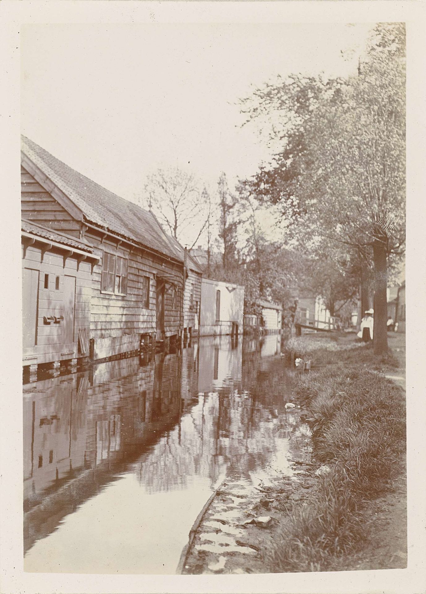 Sloot achter de Lage Horn in Zaandam by James Higson