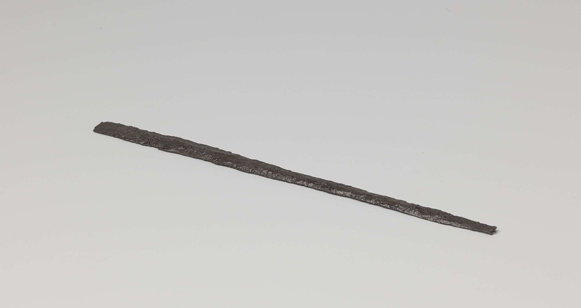 Punt of uiteinde van een degen by Anonymous