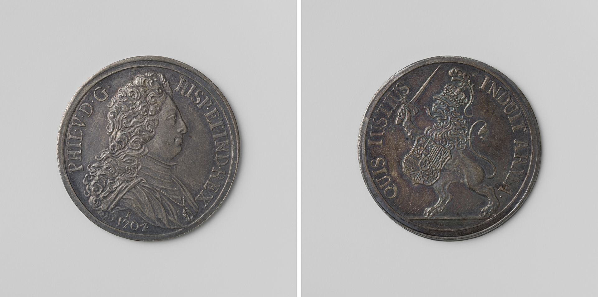 Oorlogsverklaring aan het adres der keizerlijken, rekenpenning geslagen ter ere van Filips V, koning van Spanje by Philippe (II) Roëttiers