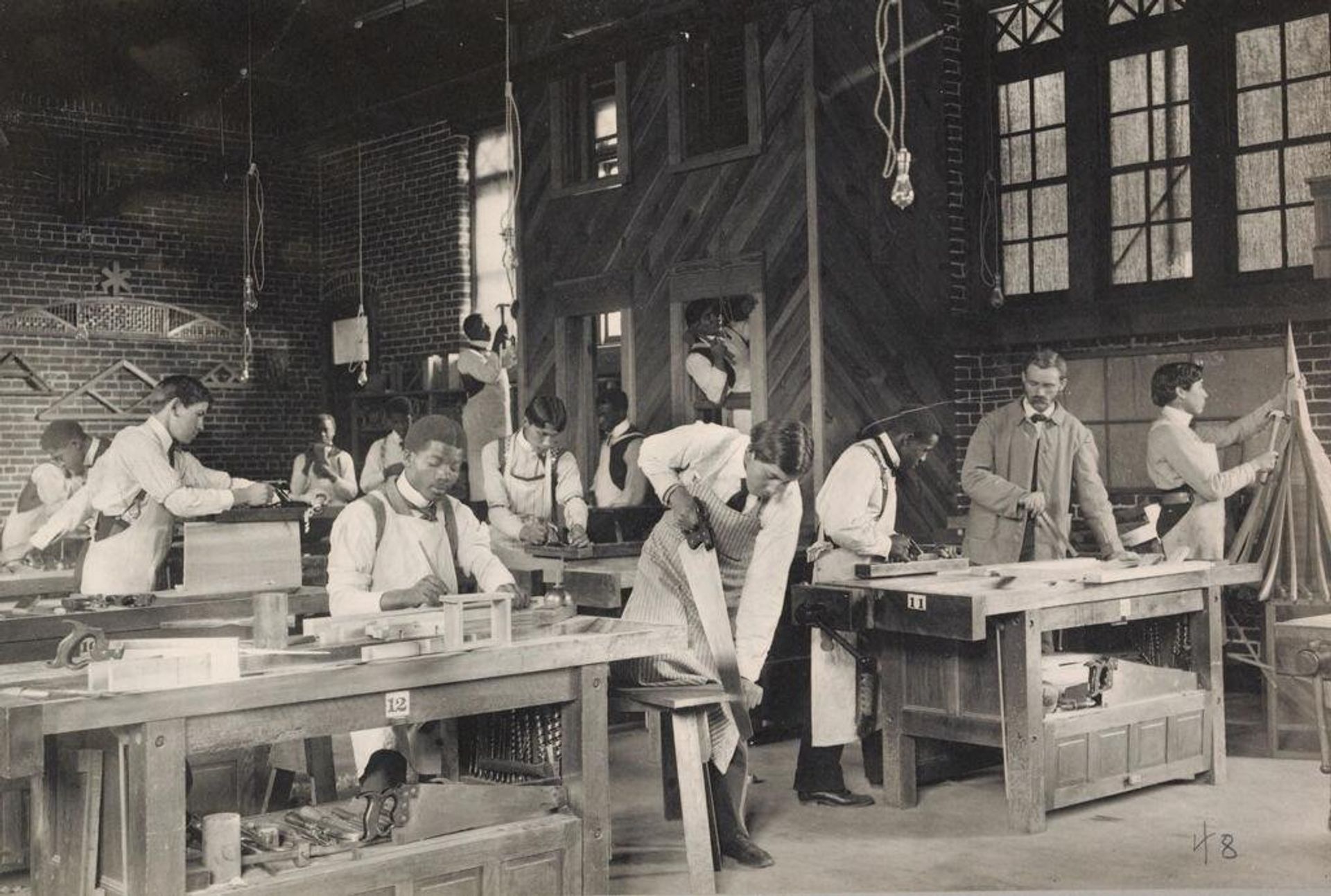 Races, Negroes: United States. Virginia. Hampton. Hampton Normal and Industrial School: Agencies Promoting Assimilation of the Negro. Training for Commercial and Industrial Employment. Hampton Normal and Agricultural Institute, Hampton, Va.: Elementary Carpentry and Cabinet Making. by Frances Benjamin Johnston