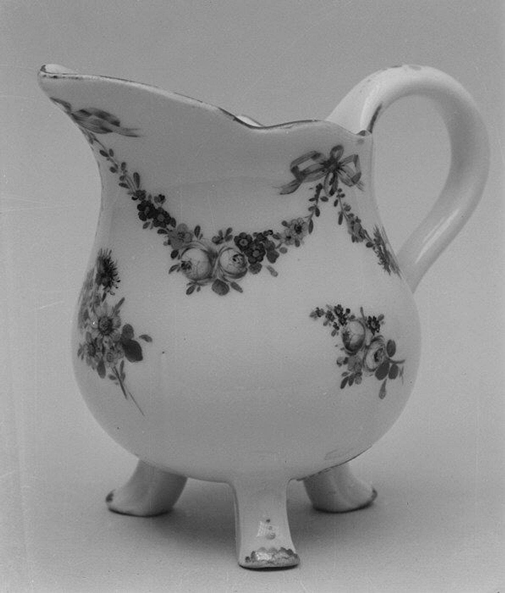 Cream jug by Gotha