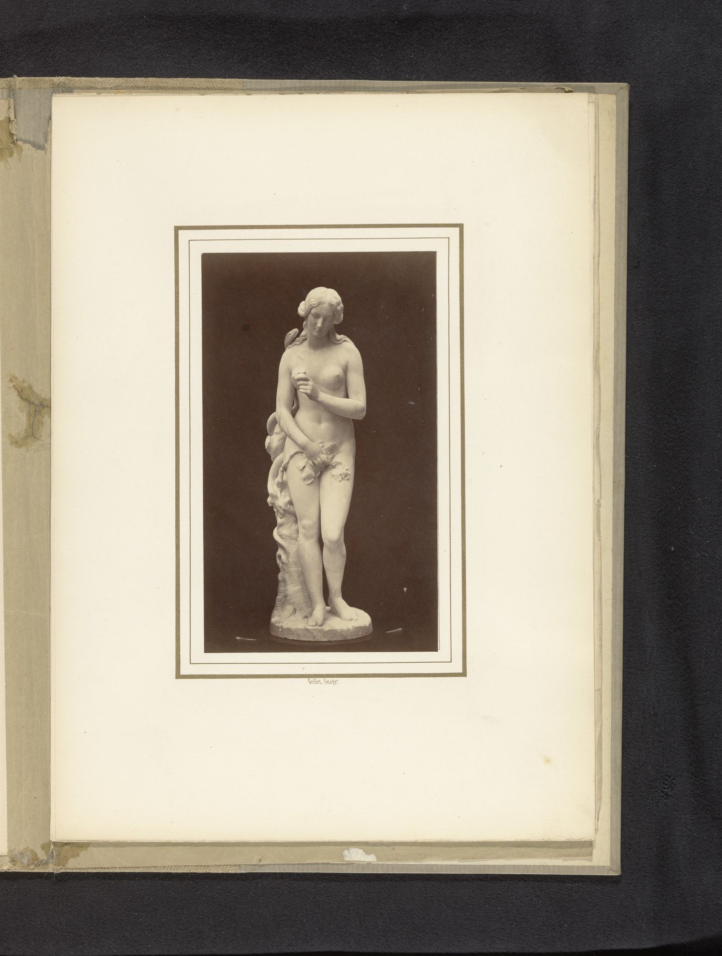 Sculptuur van Eva door Leopold Borbone by Grillet jeune