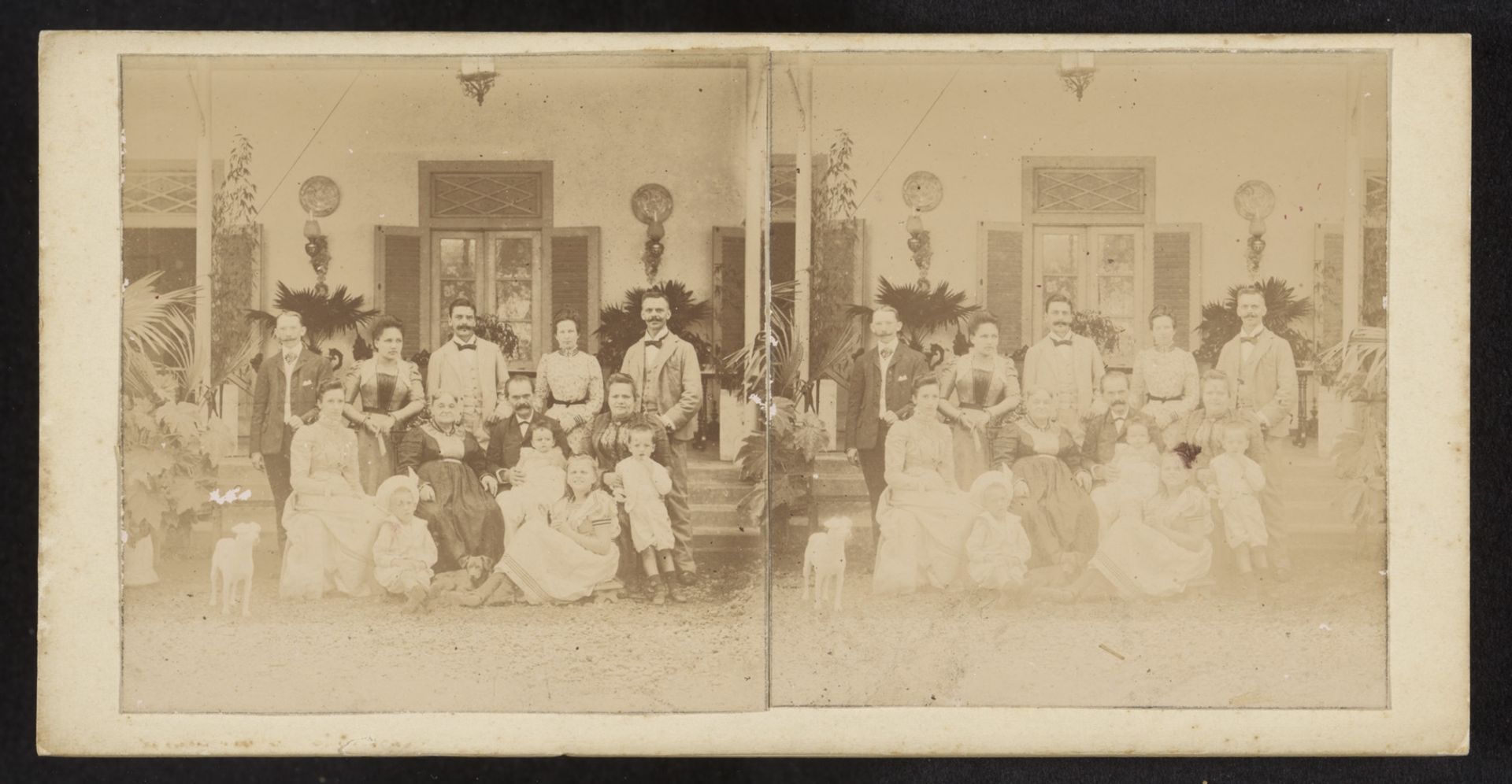 Familieportret by Robert Julius Boers