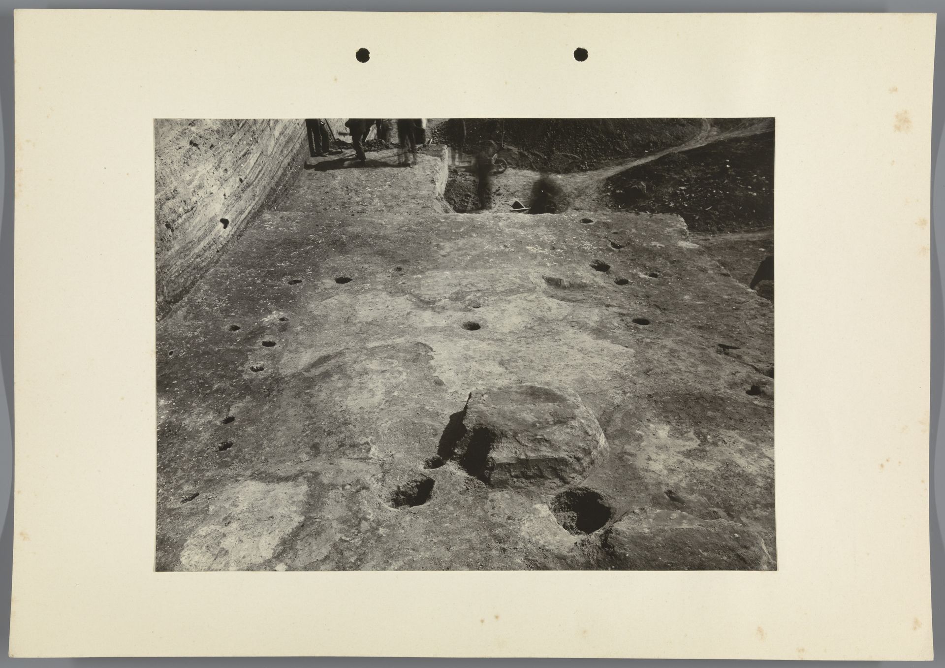 Archeologische opgravingen in Hongarije by Jan Lanting