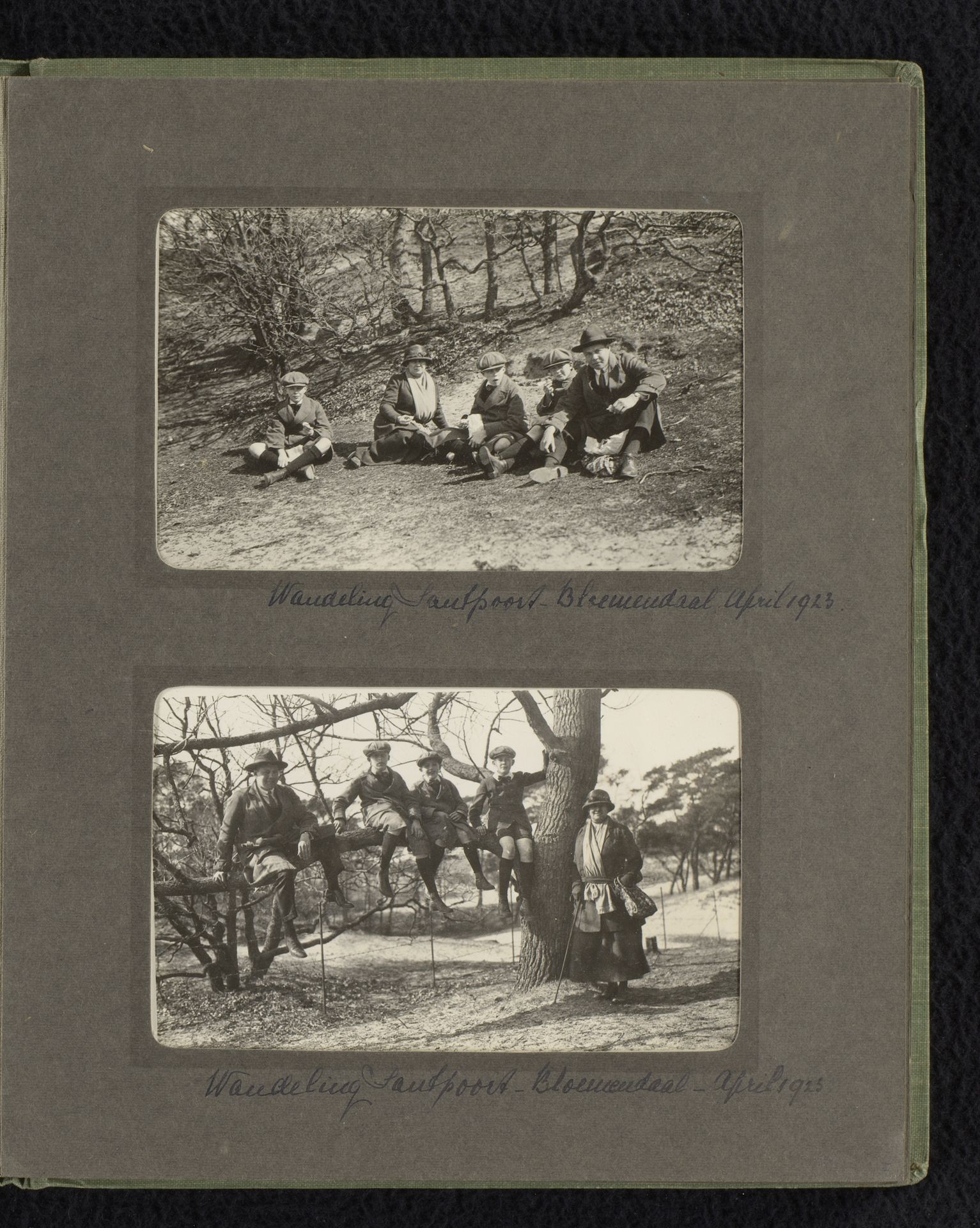 Twee foto's van de familie Van den Berg tijdens een wandeling, april 1923 by Hendrik Herman van den Berg